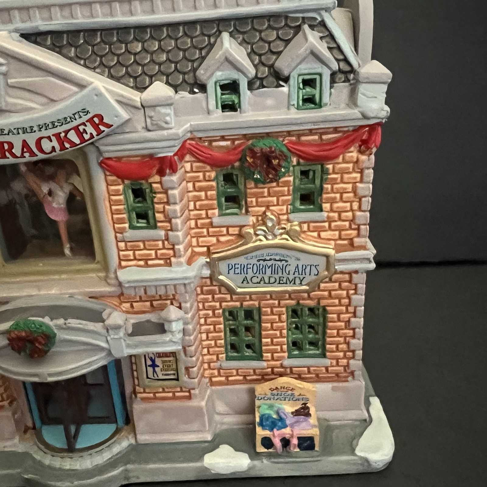 LEMAX Children’s Performing Arts Academy Nutcracker Christmas Town