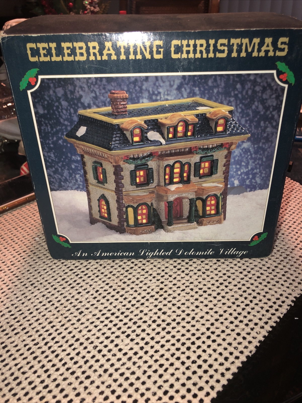 Celebrating Christmas – An American Lighted Dolomite VillageA14