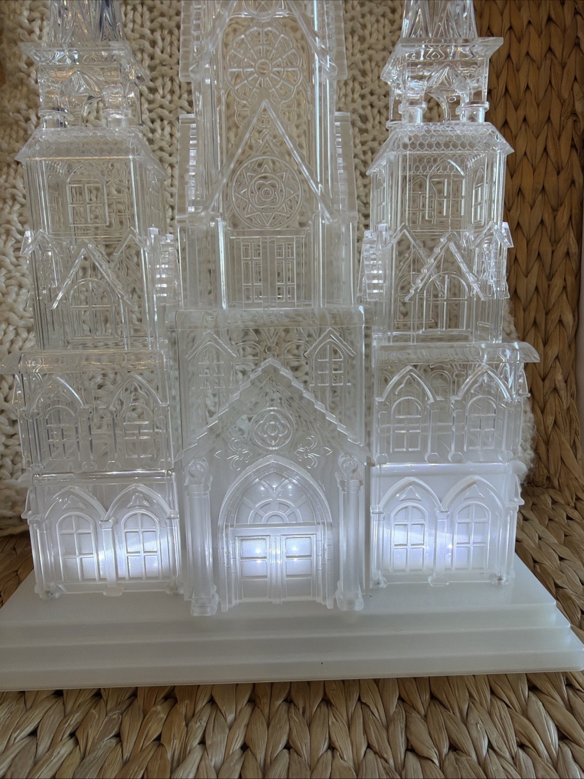 Lighted LED Large Castle Cathedral Christmas Or Wedding Plays Music/lights Up