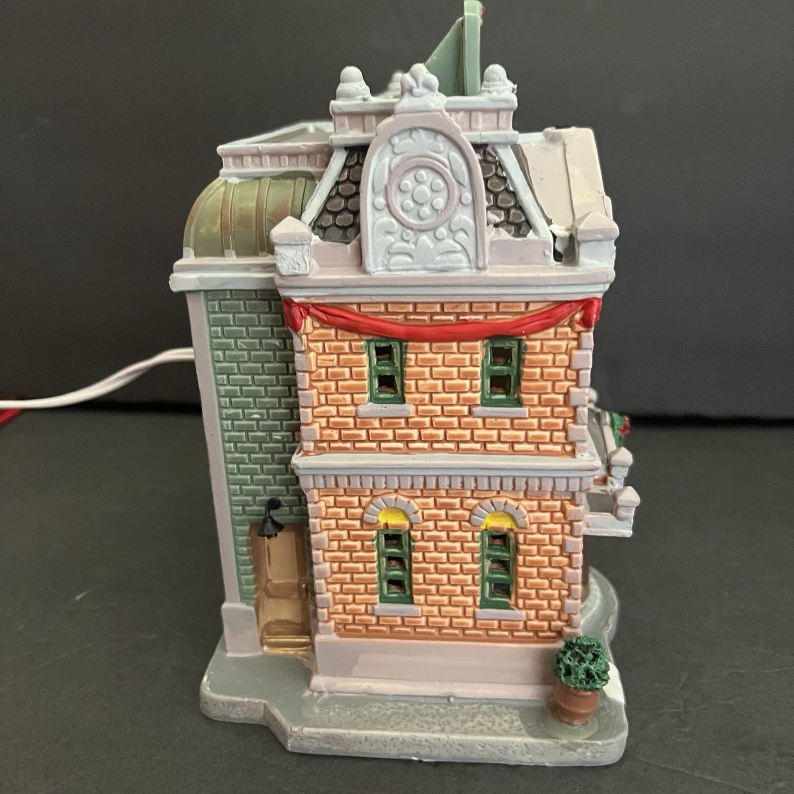 LEMAX Children’s Performing Arts Academy Nutcracker Christmas Town
