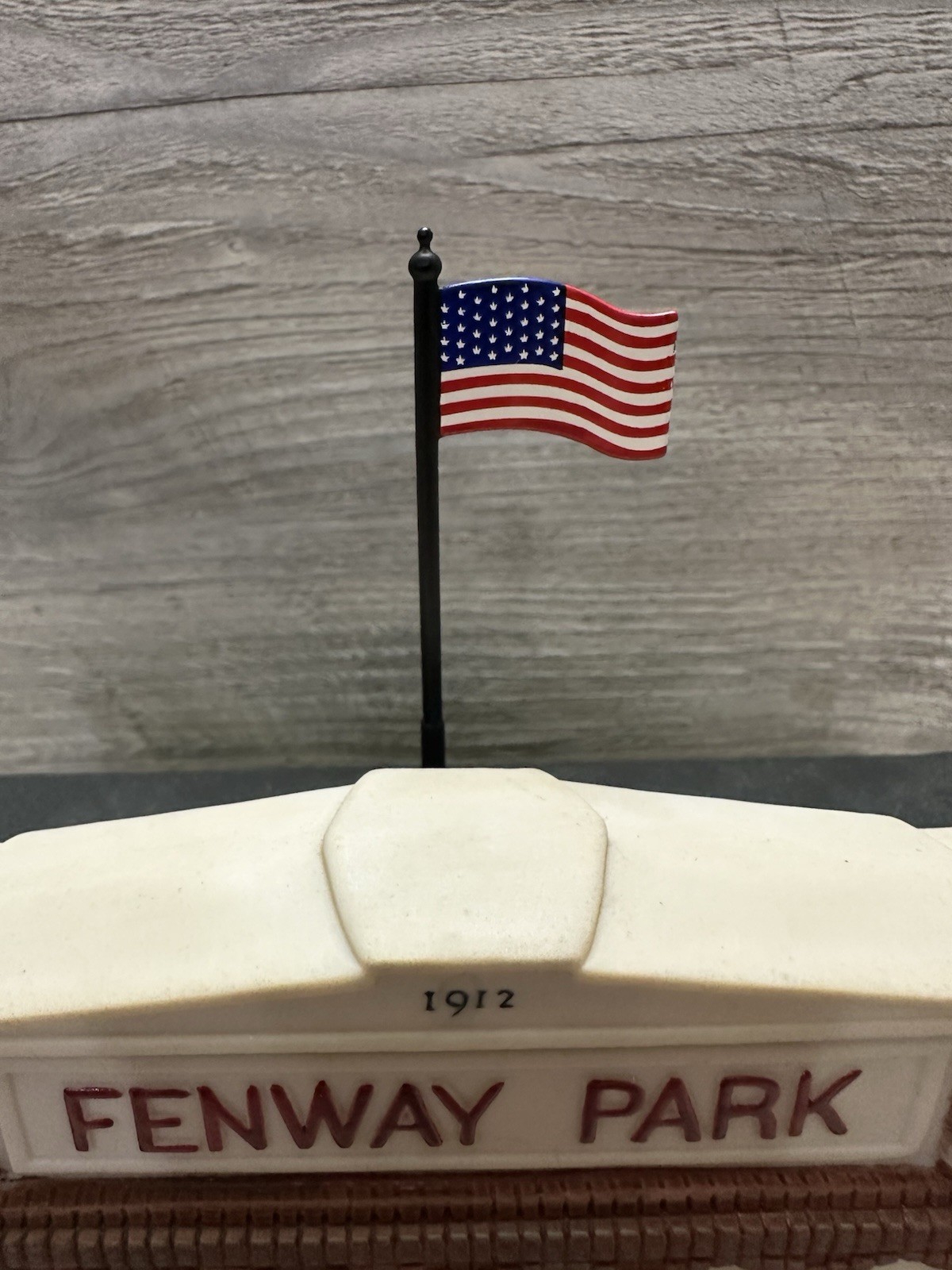 Department 56 Baseball Stadiums MLB Series Fenway Park w/Flag *See Description*