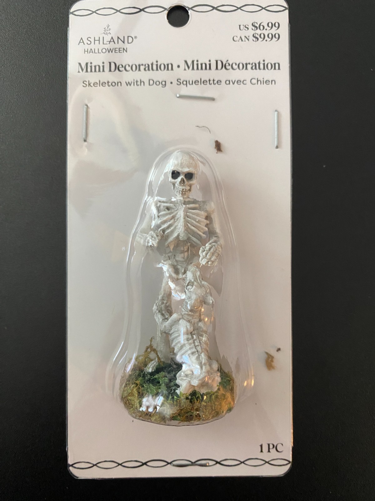 ASHLAND HALLOWEEN MINIATURES SKELETON WITH DOG ~ NEW IN PKG 2025