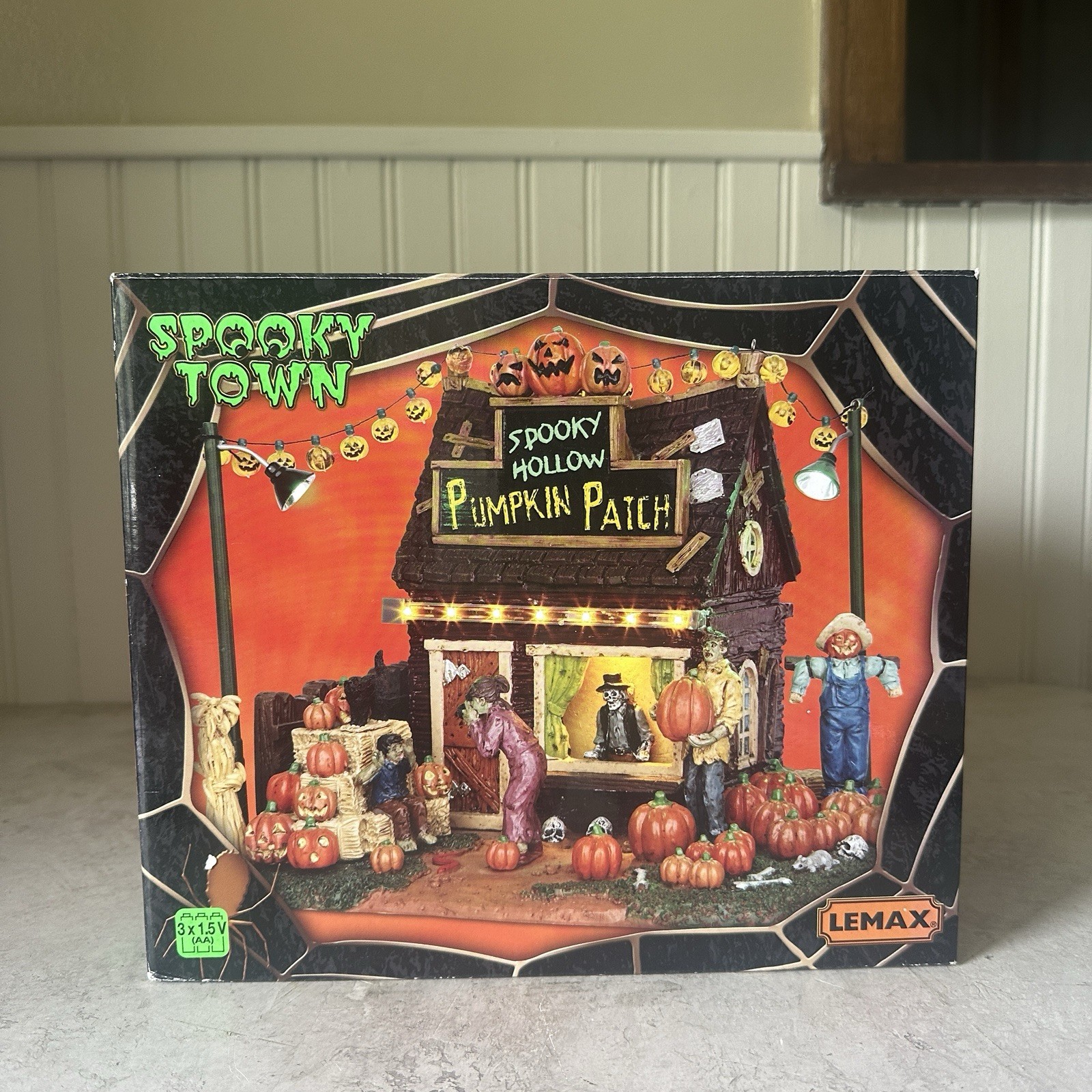 Lemax Spooky Town Pumpkin Patch Lighted 2015 Halloween #54902 EUC w Box & Cord