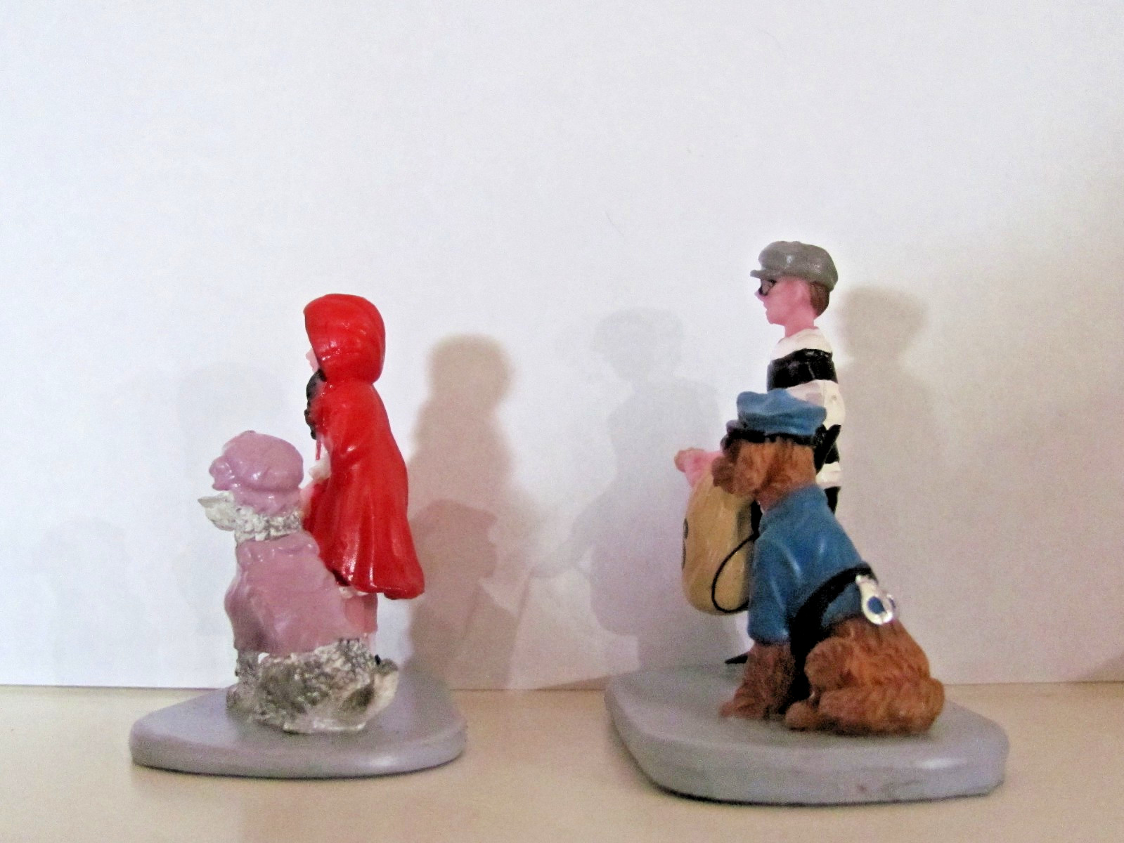 Lemax Spooky Town Figurines – Trick-Or-Treat Companions #52501