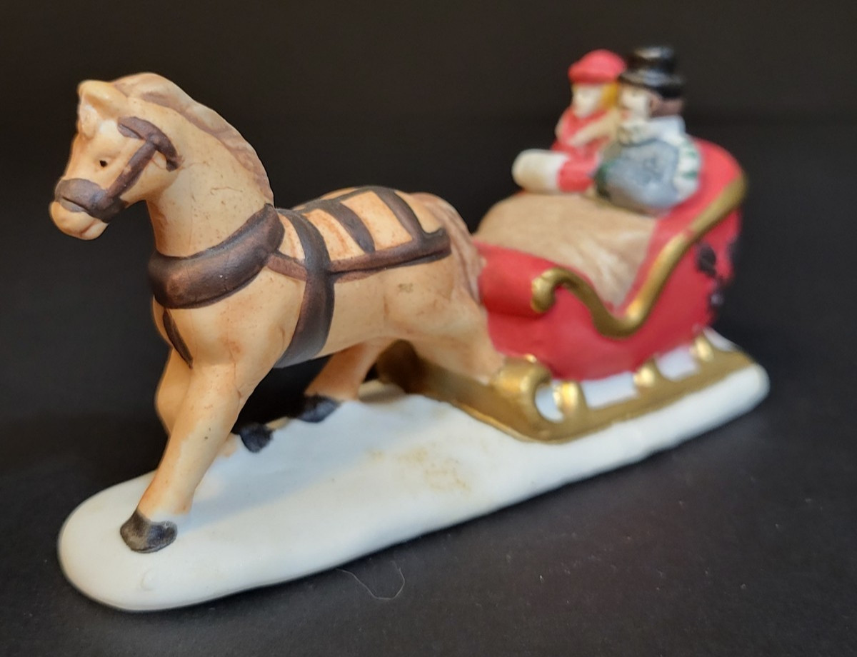 Christmas Valley Wonderful Life Holiday Village Go Along Couple in Horse Sleigh