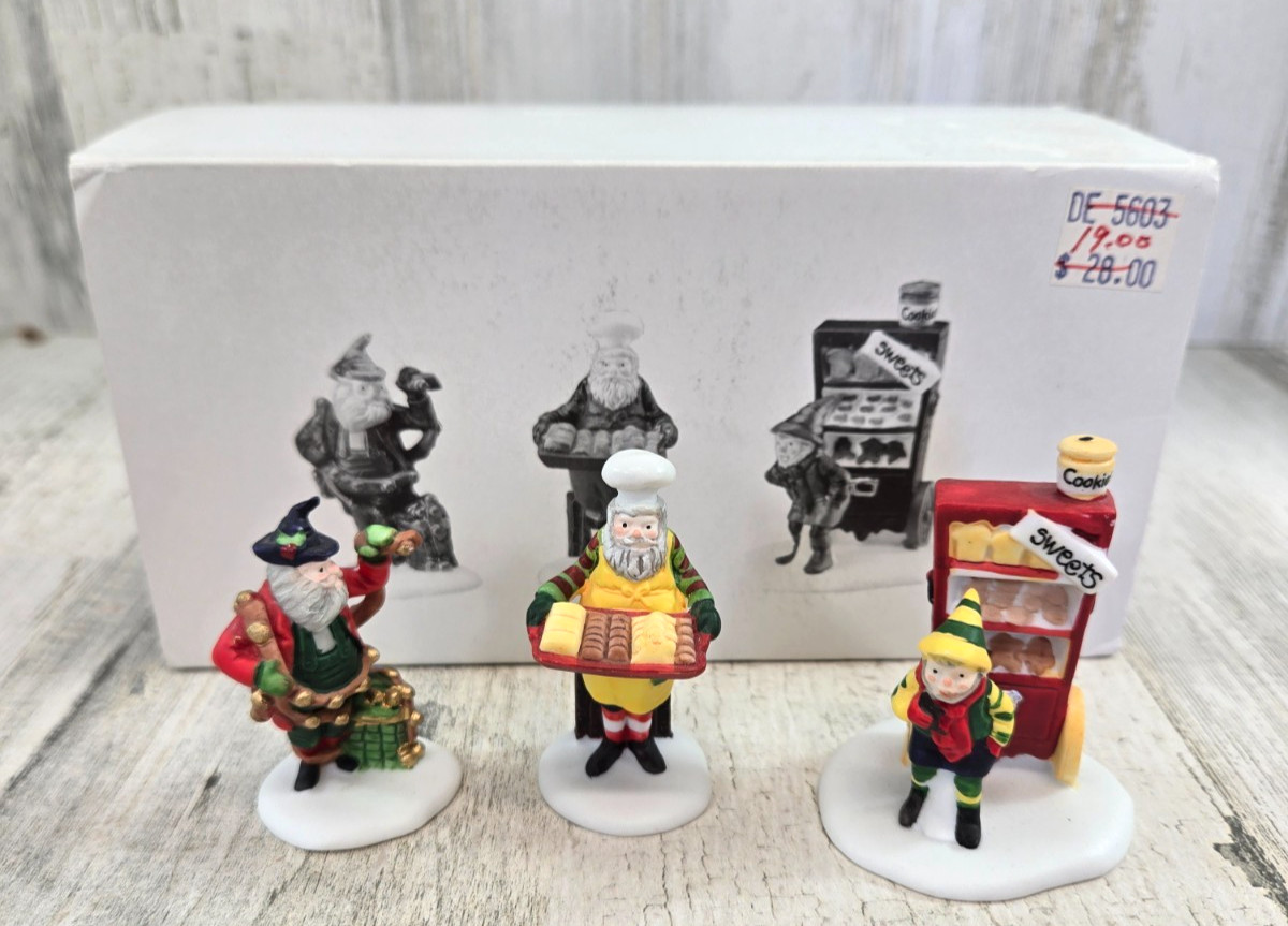 Department 56 Baker Elves Heritage Village Collection 5603-0