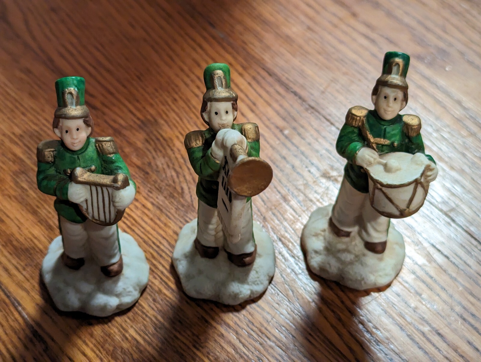 Vintage Mercuries 1993 Winter Christmas Village Figurines, 3 inch tall, 3 Band