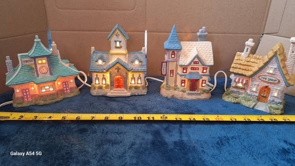 EASTER CERAMIC LIGHT UP VILLAGE/NIGHT LIGHT,LAMPS, SET OF 4, TOWN, SPRING