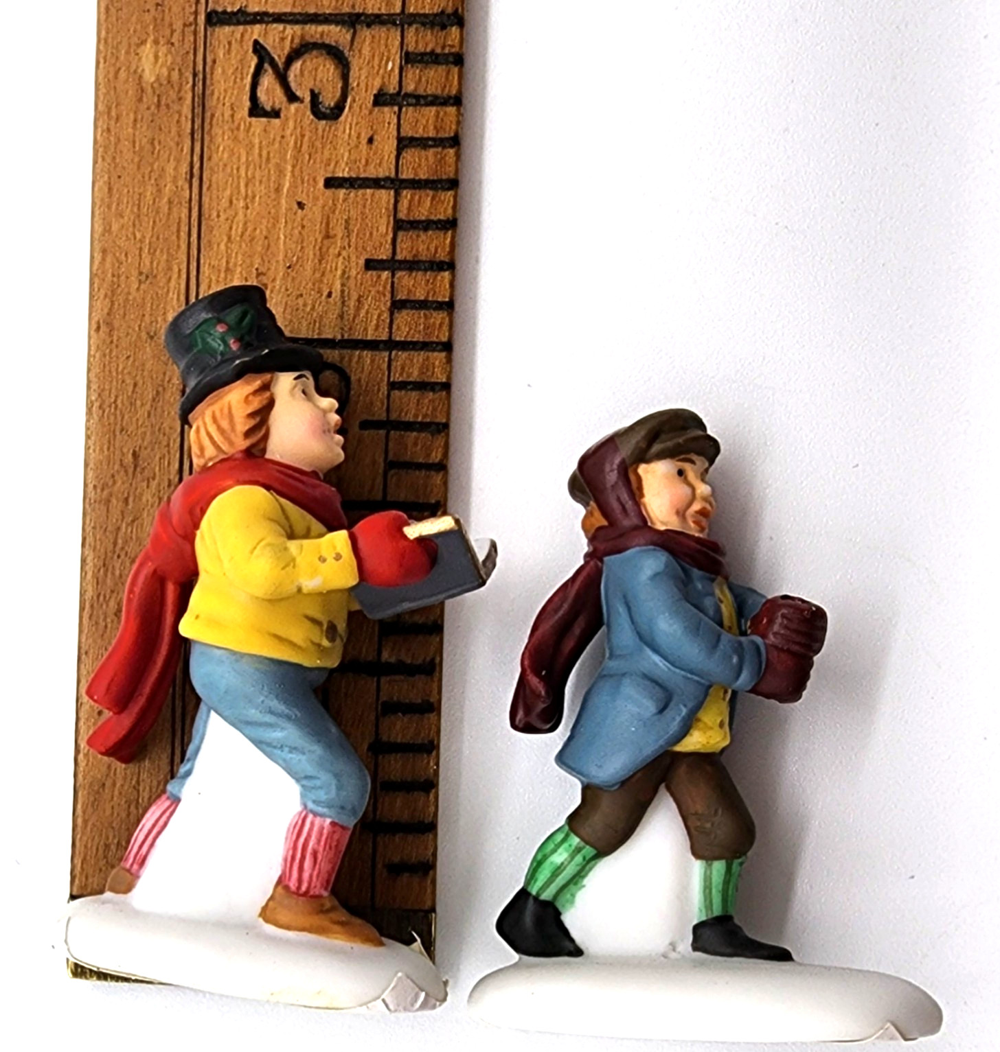 Dept 56 Dickens CAROLING WITH THE CRATCHIT FAMILY (revisited) A Christmas Carol