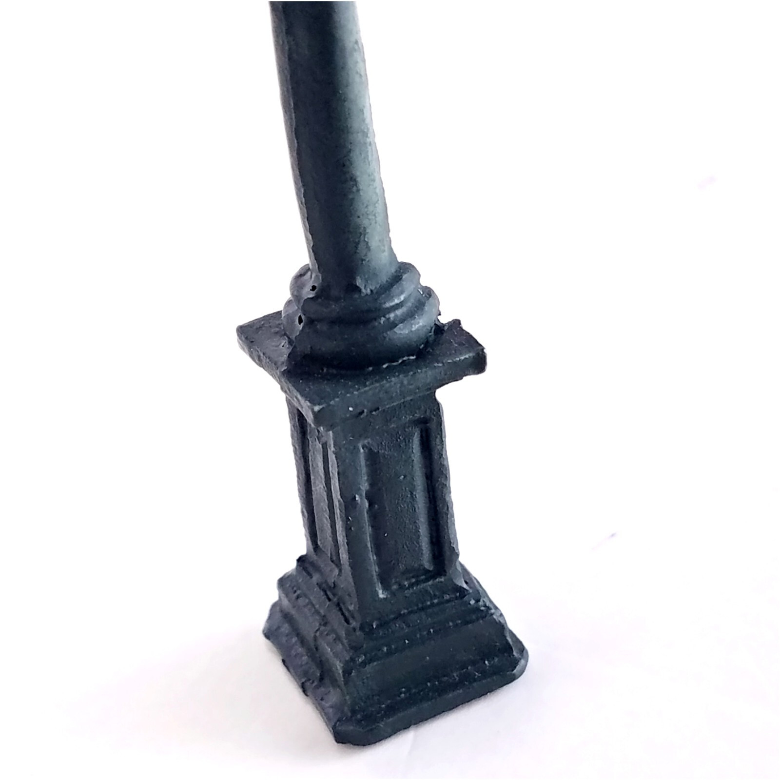 Gold Street Post Clock Four Sided Free Standing Holidays Seasons Town Center