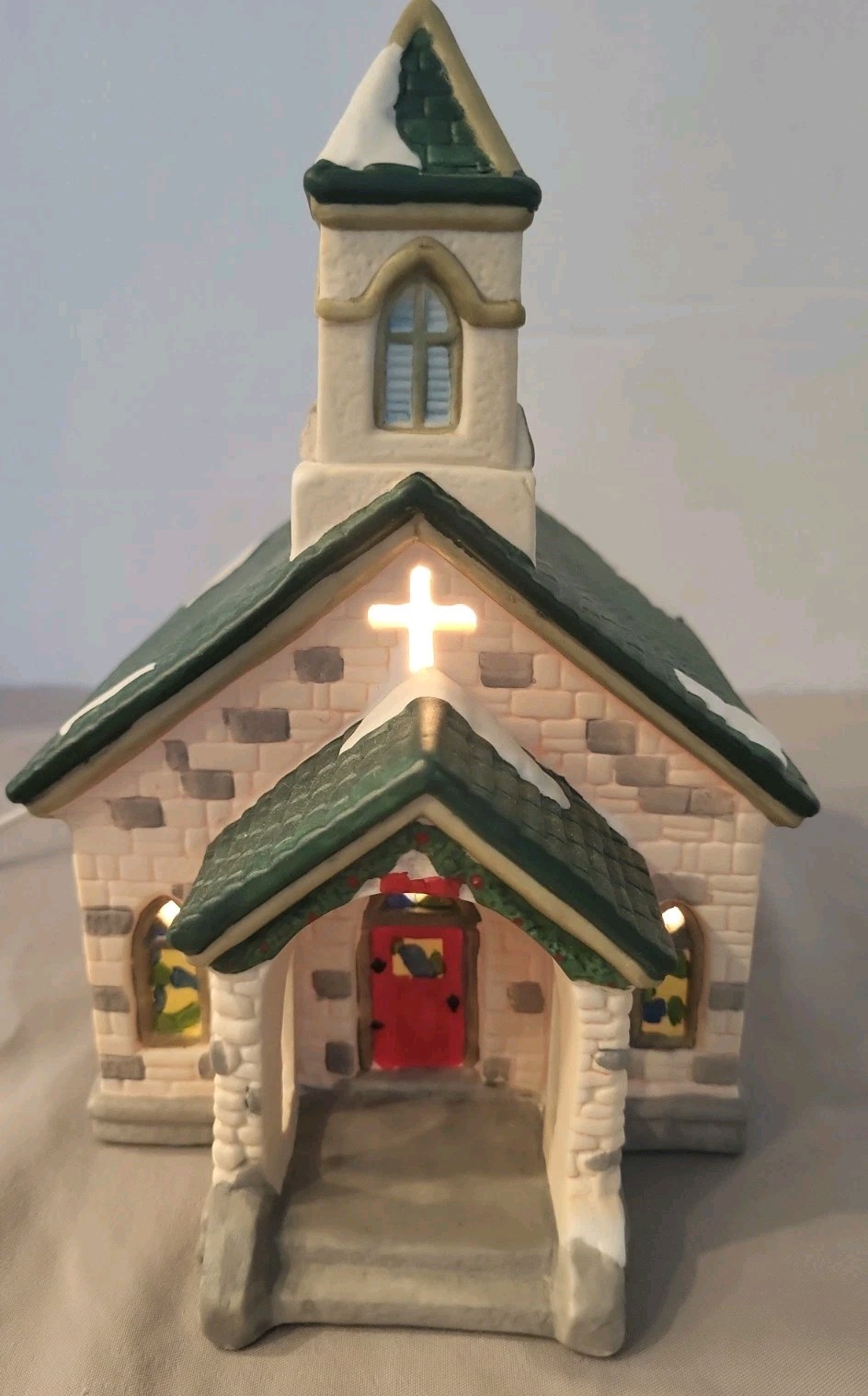 Holiday Expressions Dickens Collectables Porcelain Lighted House Christmas Boxed