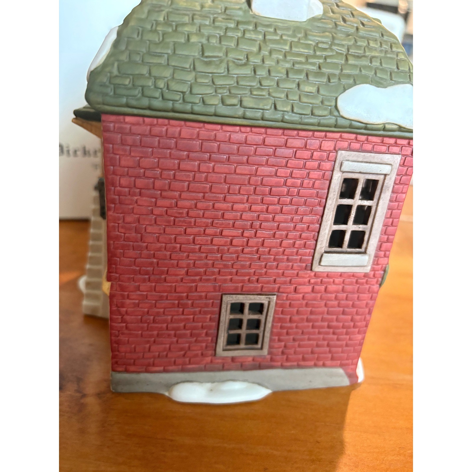 Dept 56 Fezziwig Warehouse Dickens Village OS Building Multicolor Porcelain 1986