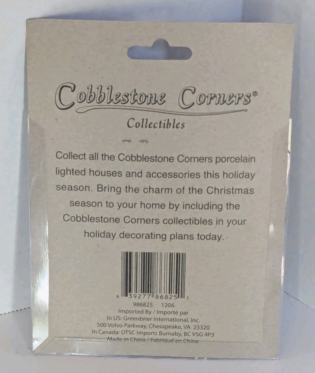 Cobblestone Corners Collectibles African American Christmas Village Figures Set