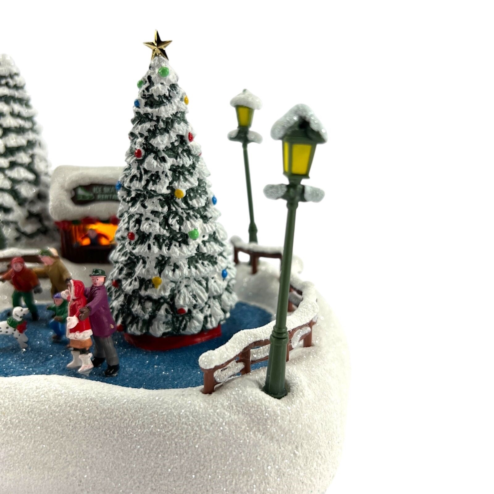 2024 Thomas Kinkade Teleflora Lighted Skating Pond Oh What Fun Christmas NOS