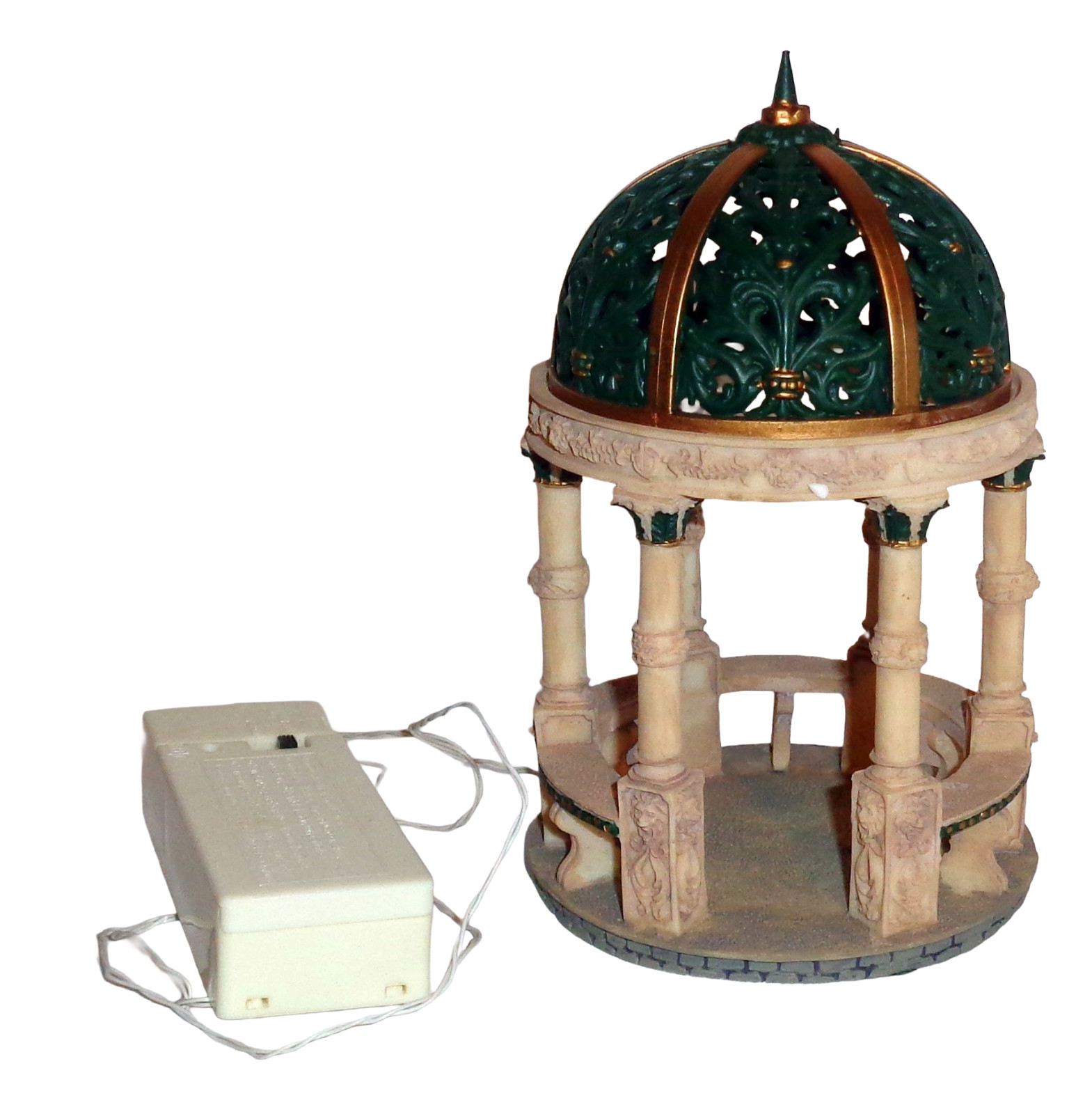 Vintage Lemax Lighted Grand Gazebo Village Collection 1999 (S12)