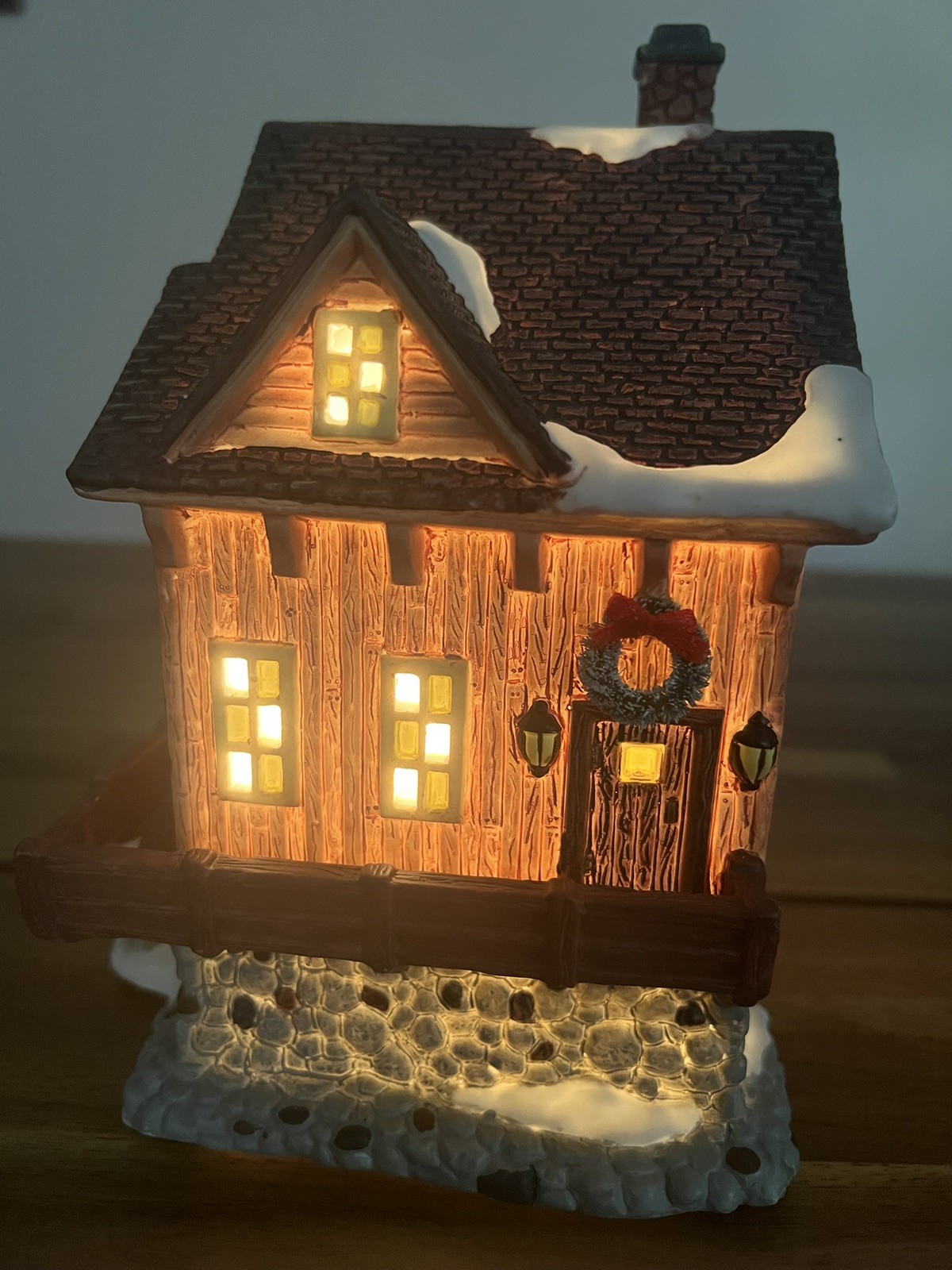 1999 Vintage St. Nicholas Square Christmas Village Illuminated Bennett Bros Mill