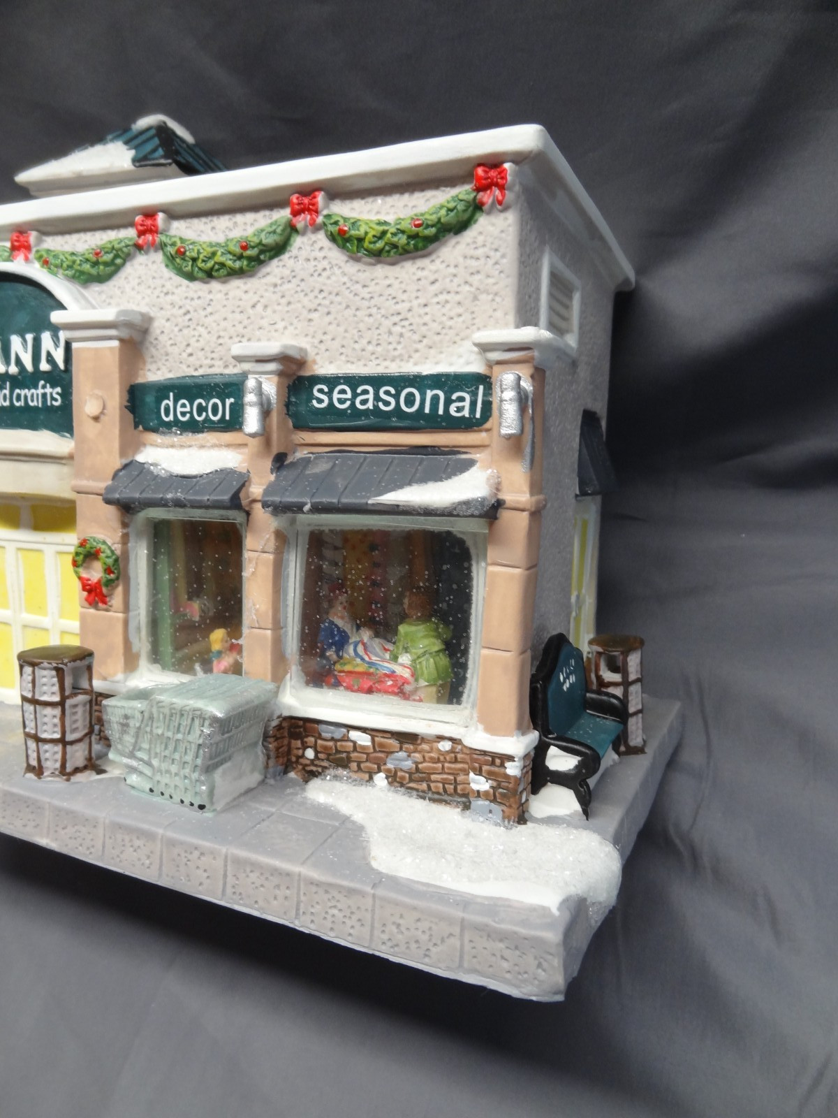 Holiday Inspirations Jo-Ann Fabrics and Craft Store Light-Up Illuminated Village