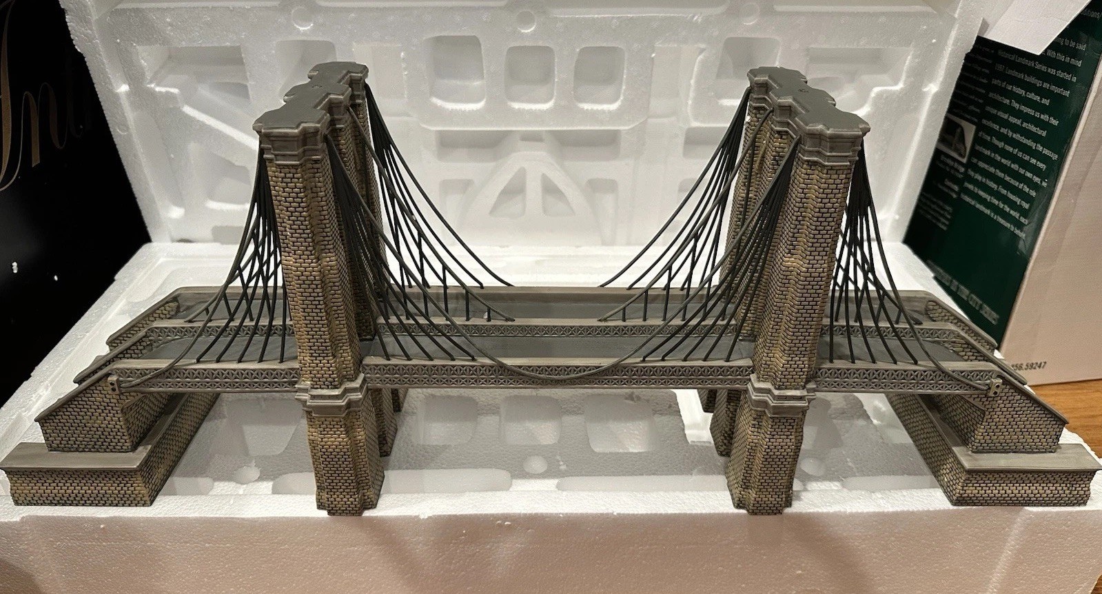 Dept 56 Brooklyn Bridge Historical Landmark Series 59247 Christmas City Village