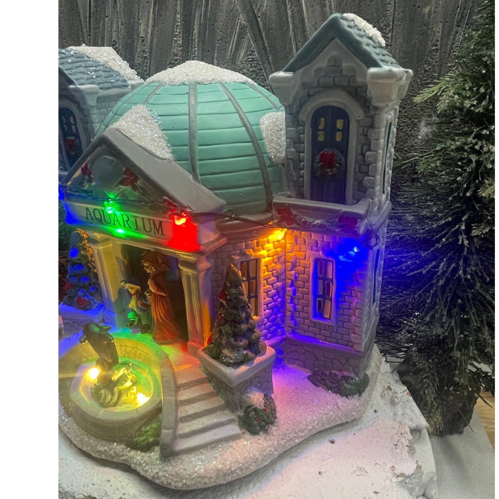 Carole Towne Collection 2022 AQUARIUM LED Light Up Christmas Village 4950847