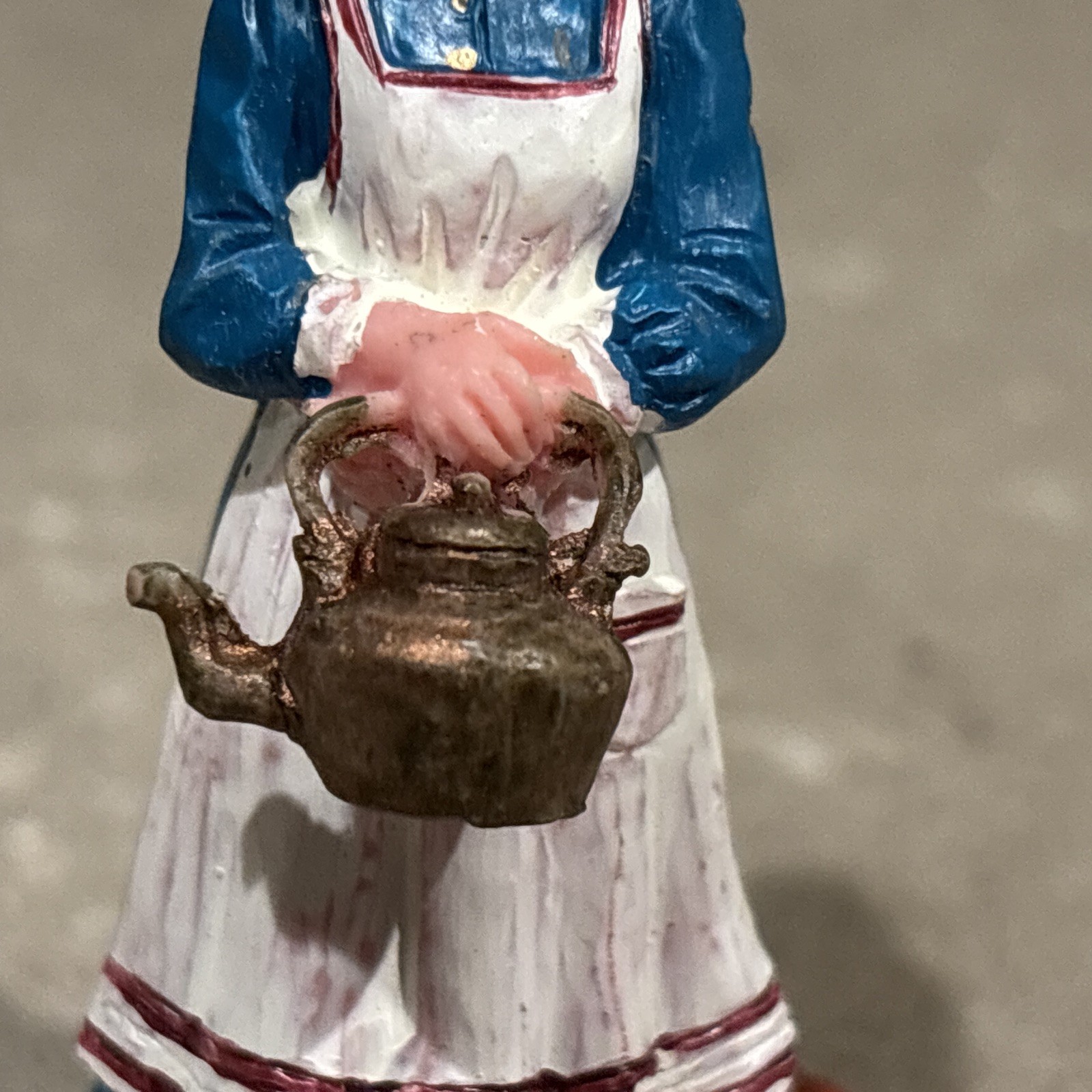 Lemax 2007 “Tea Time” Figurine #72422 Rare-Retired