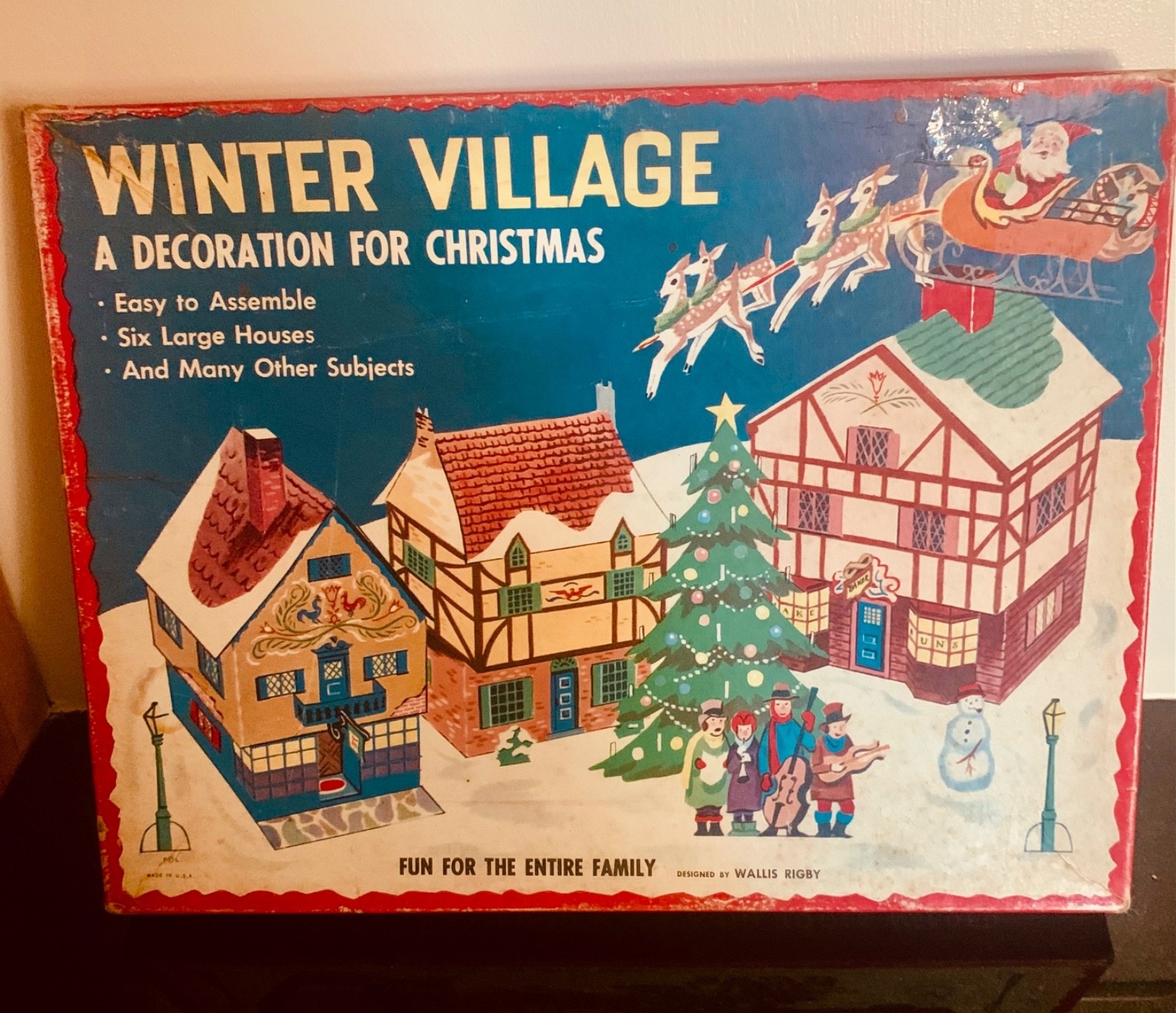 Wallis Rigby 1940 Christmas Village Cardboard Complete in Box Homes Santa/Sleigh