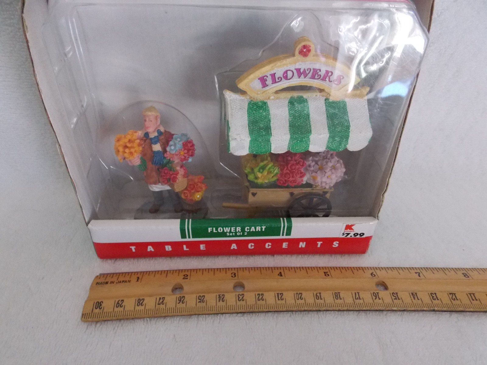 2008 Lemax Table Accents Flower Seller & Cart #83694