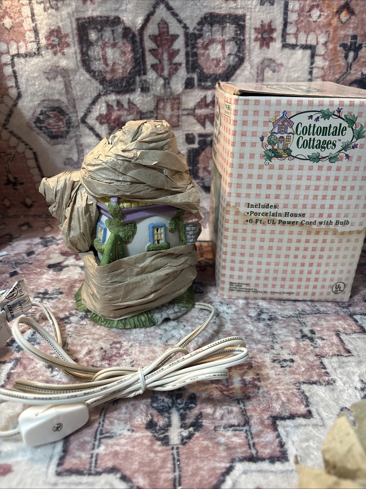 Cottontale Cottages Easter Village Bakery 1996