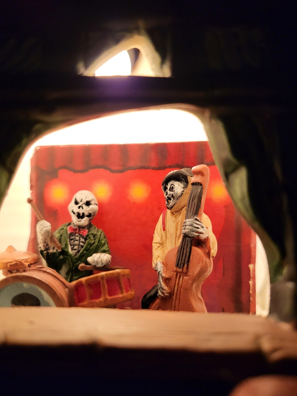 LEMAX -ZOMBIE JAZZ CAFE-SPOOKY TOWN HOLIDAY VILLAGE-LED Lighted