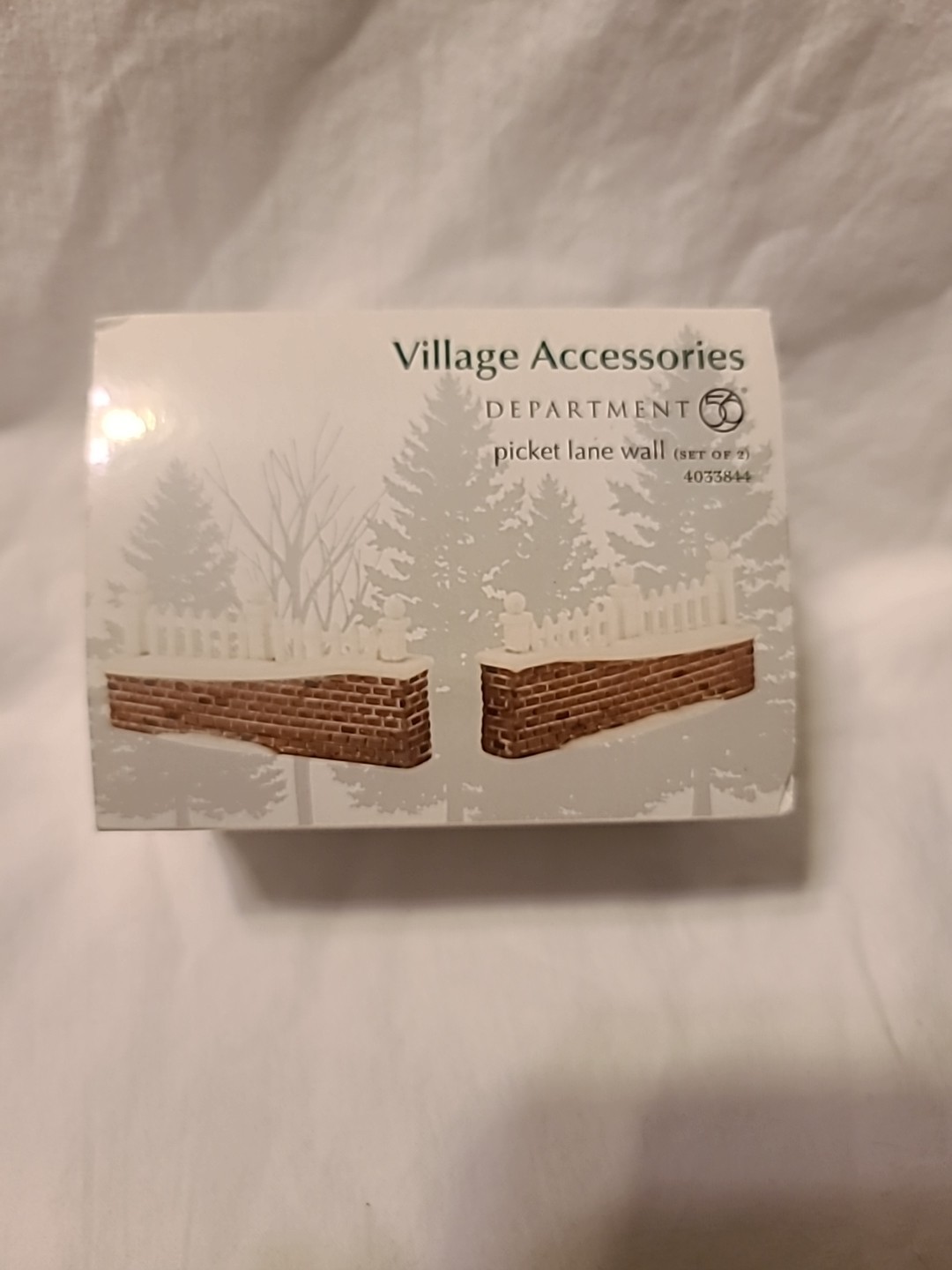 Department 56 Village Accessories Picket Lane Wall Set Of 2 #4033844