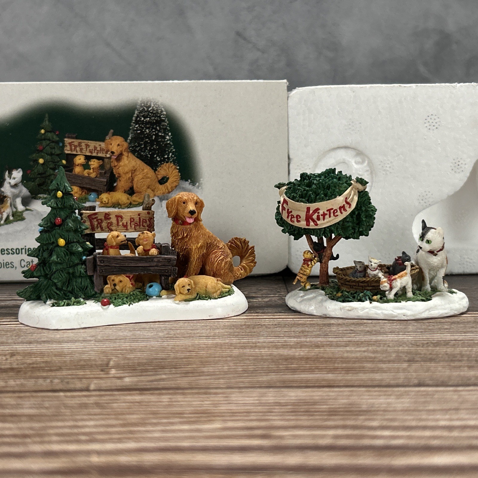 Department 56 Dog Puppies Cat Kittens #52948 New England Village Collection