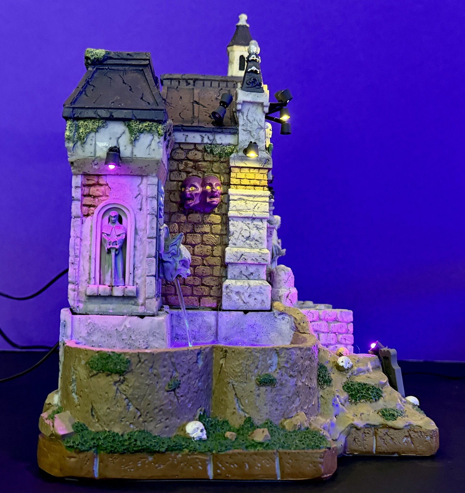 2026 Michaels Exclusive – Lemax Spooky Town: Misty Grave Mausoleum, NEW
