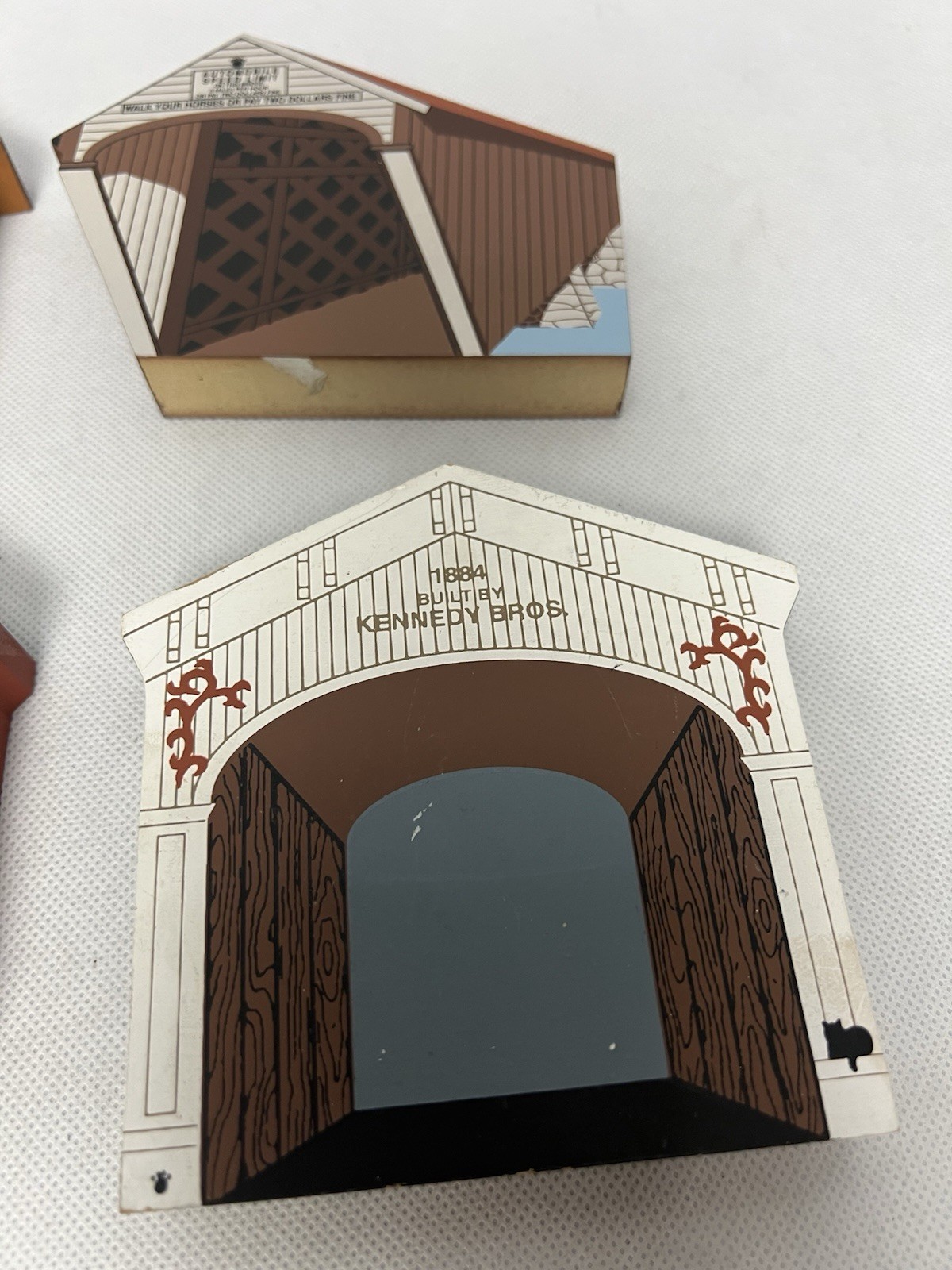 Cats Meow Village Shelf Sitter Covered Bridge Series Lot Of 4