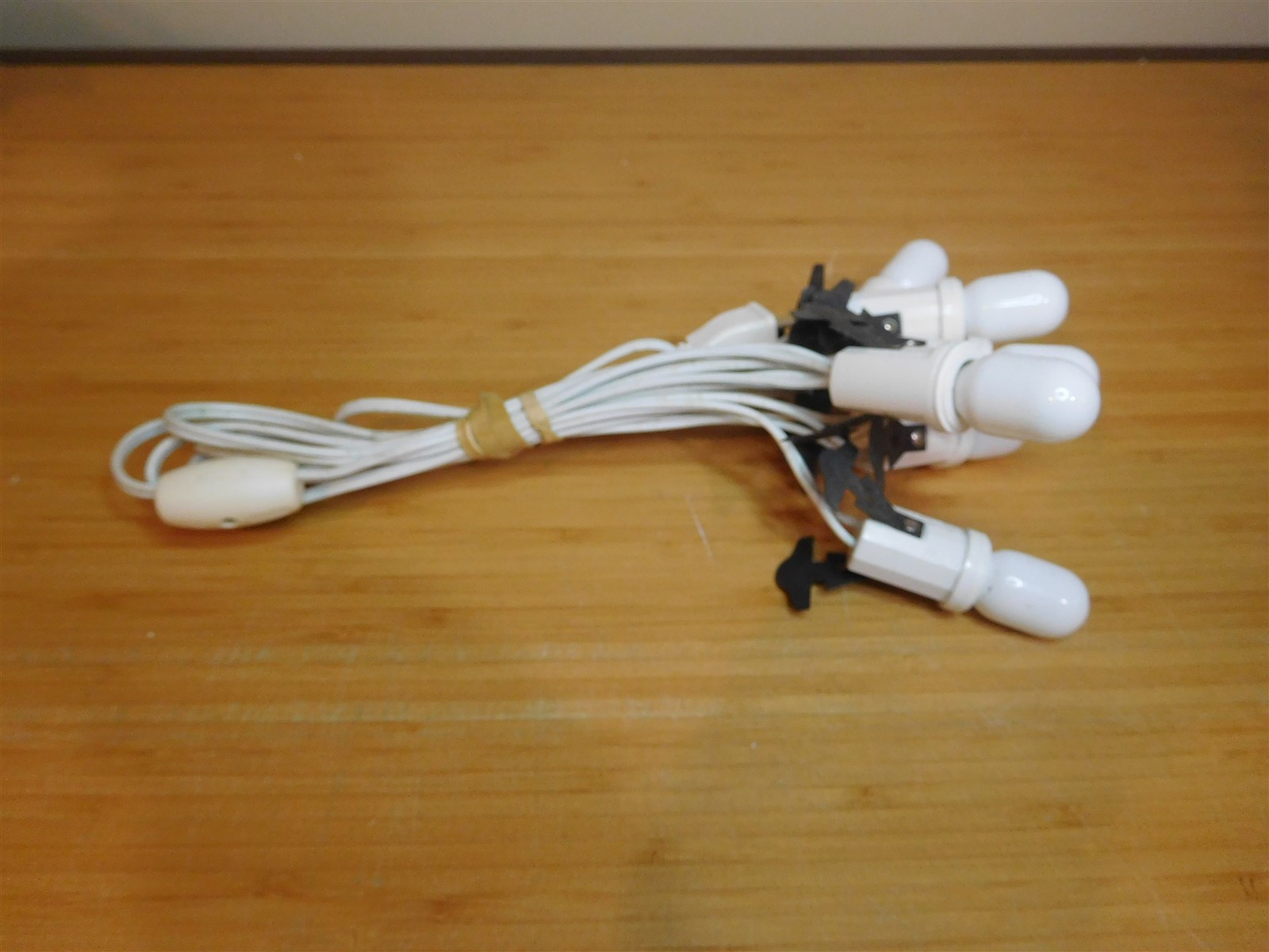 Dept 56 – Six Bulb Light Sockets Cord w/ Switch – Free Shipping
