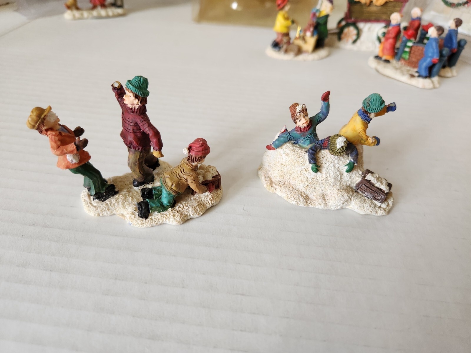 26 New/Used Lot Vintage Christmas Miniature Village Town Accessories Boat Light
