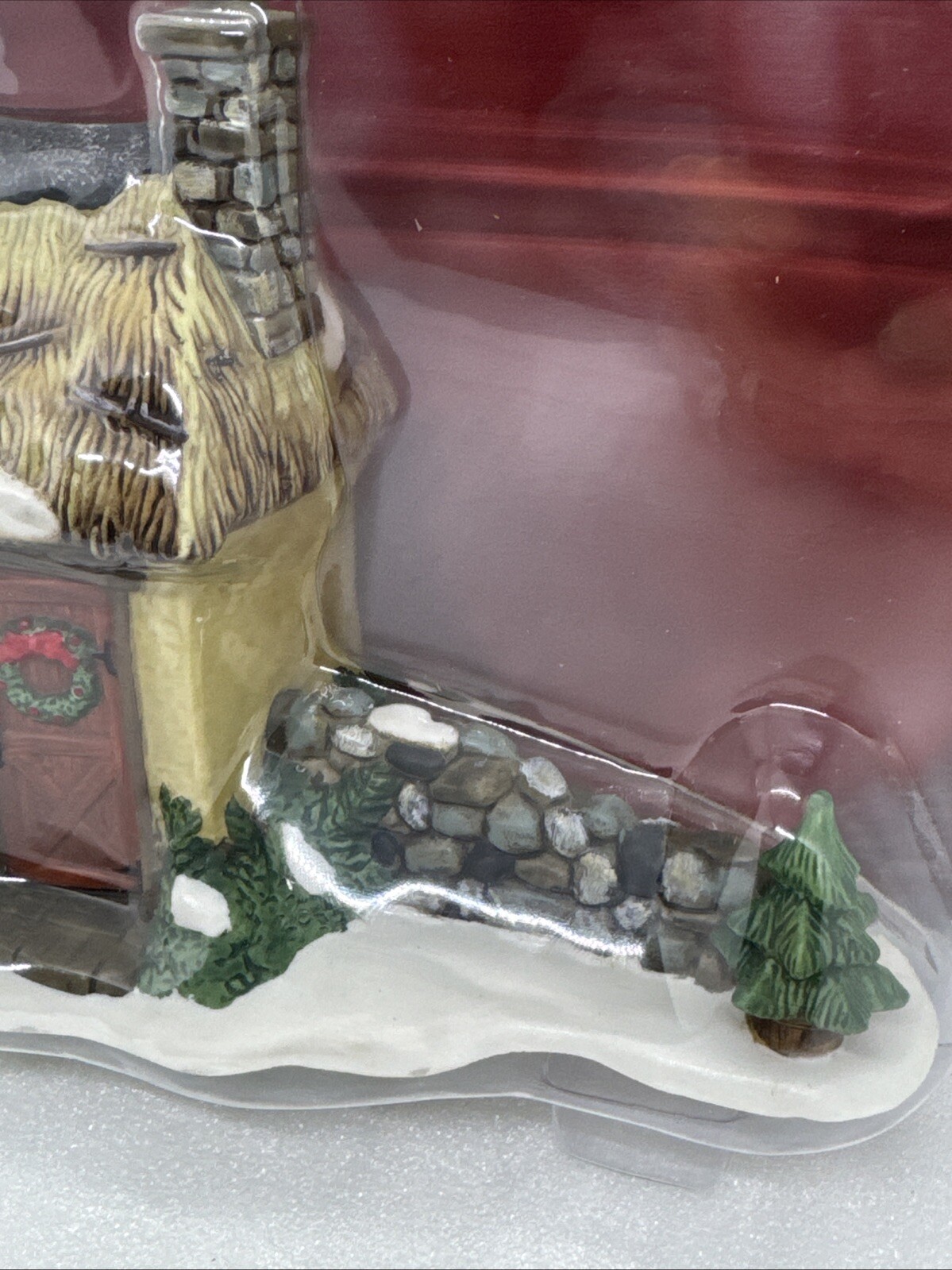 Santa’s Workshop Village Collectibles 2001 Christmas Ceramic O’Well