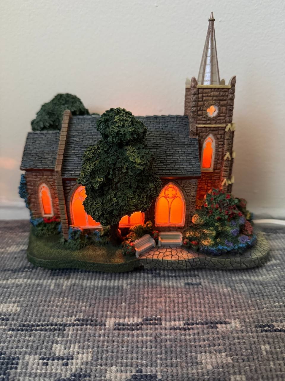 Thomas Kinkade Hawthorne Village Lamplight Village 6 Pc Lighted House Set COA