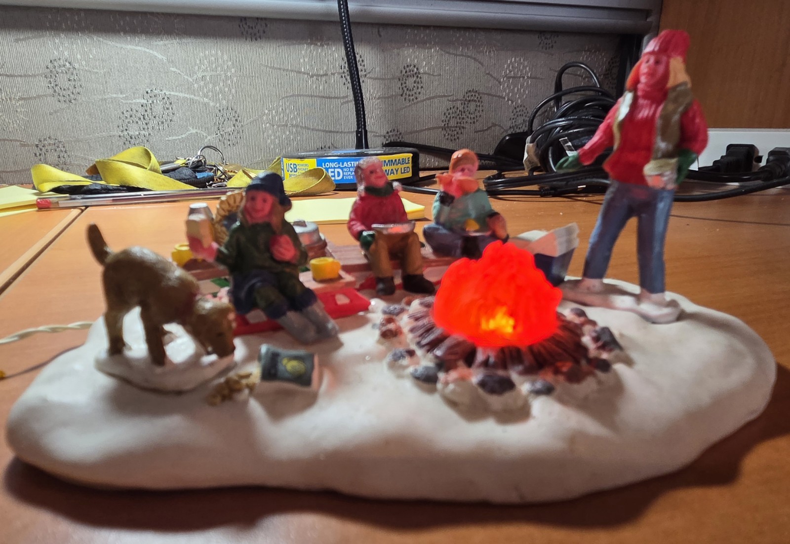 Lemax “Sledding Campfire” #64085