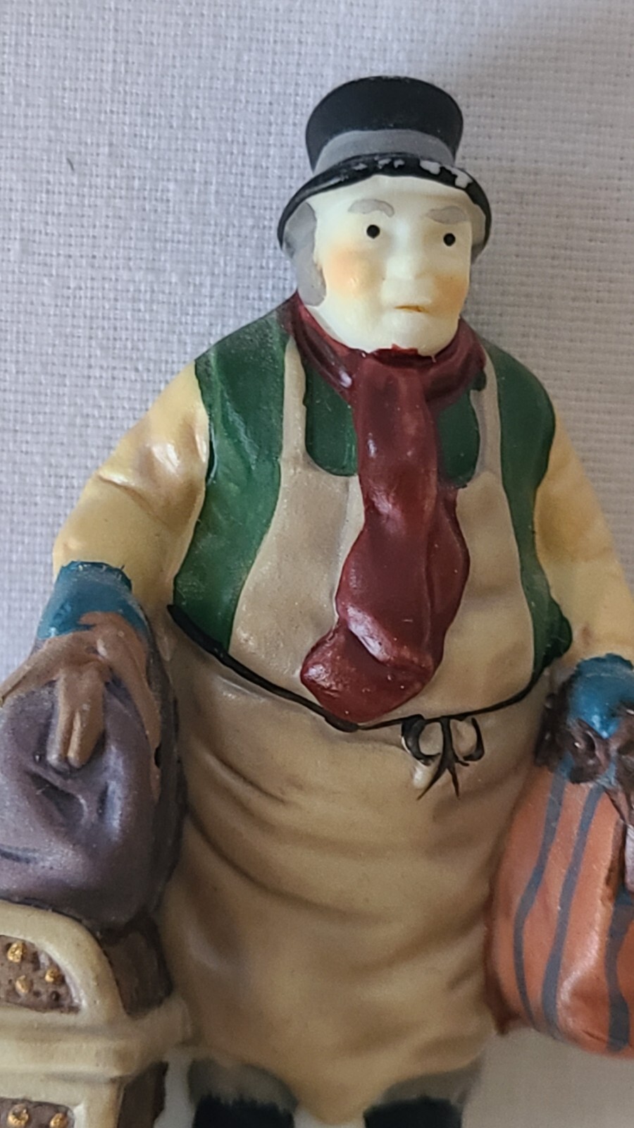 Dept. 56 Dickens Village Come Into The Inn Replacement Figure #56.55603