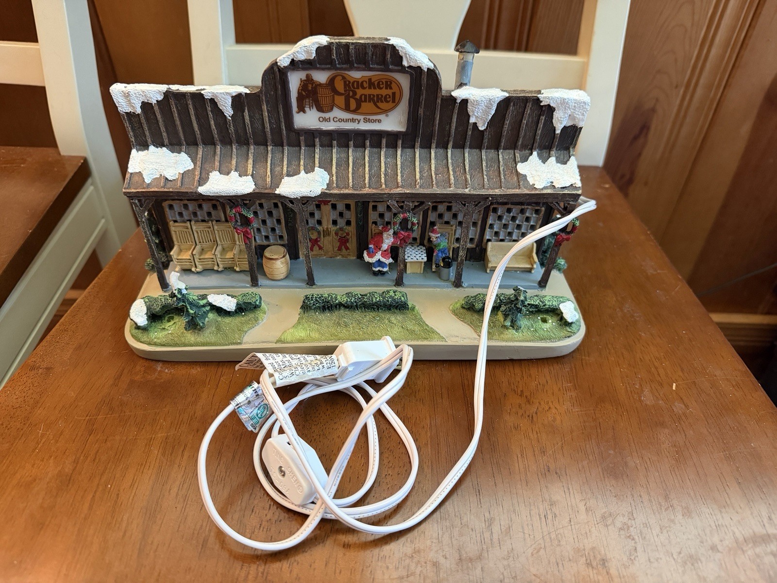 ****Cracker Barrel Christmas Village Light-Up Old Country Store W/ Cord 2005