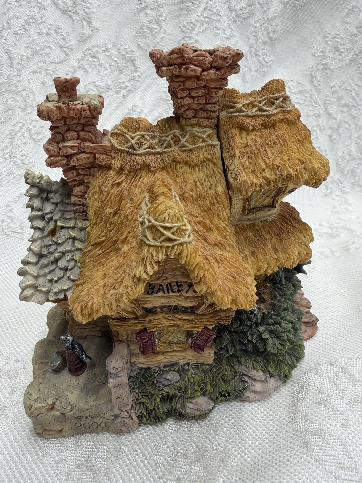 Boyds Bearly-Built Villages Bailey’s Cozy Cottage House & Figures
