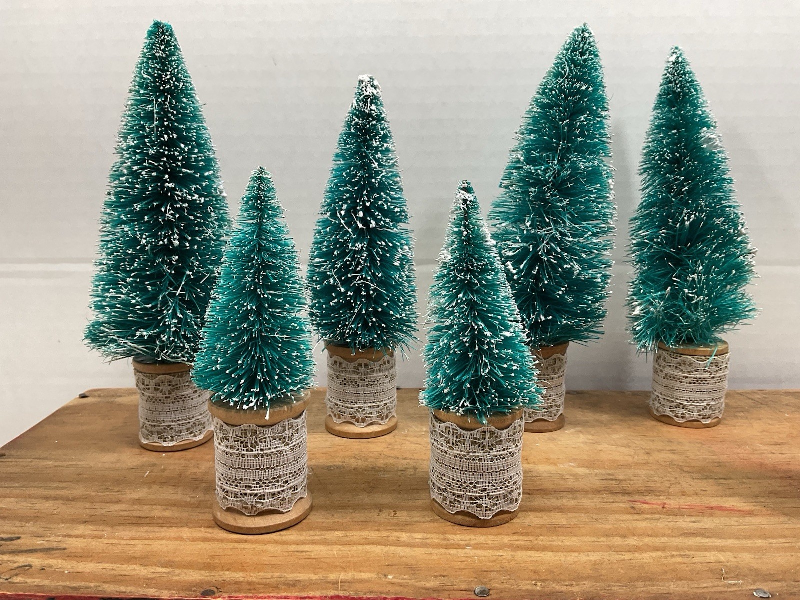 Bottle Brush Trees Vintage Wooden Thread Spools 4-7 Inch Lot Of 8 Lace