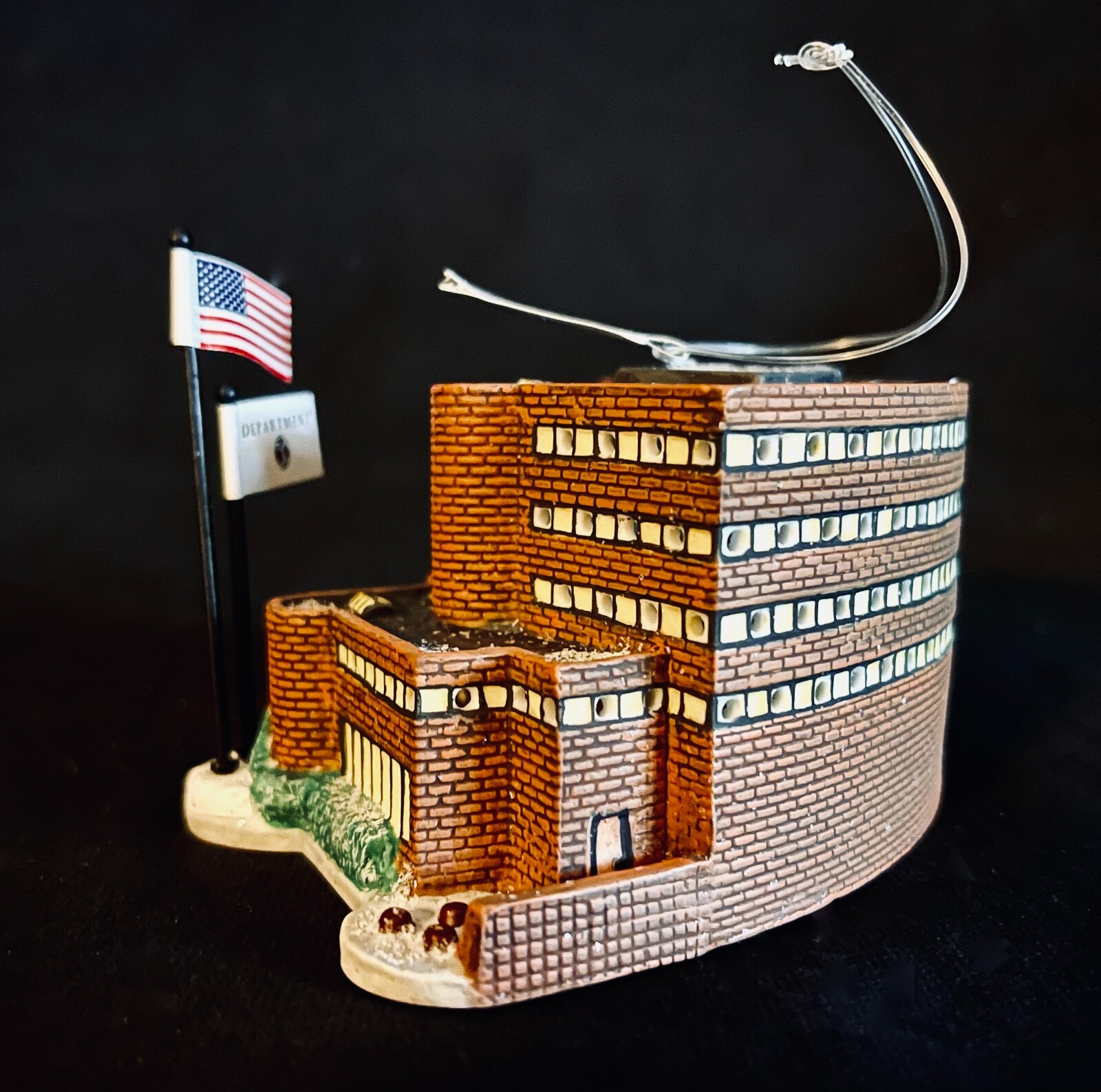 RARE Dept 56 “ONE VILLAGE PLACE” 25th Anniversary Event Ed. #97700 2001