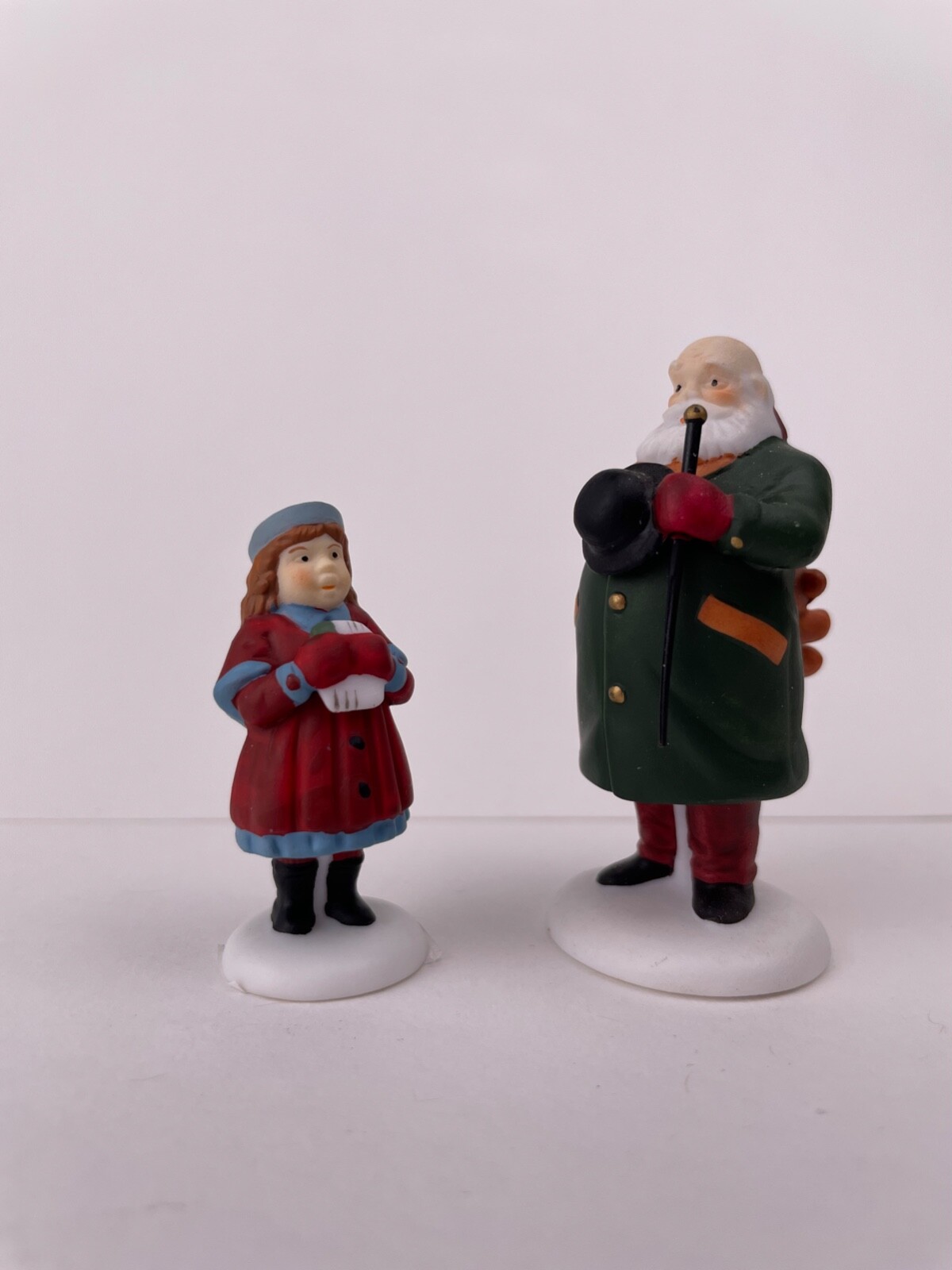 Dept 56 Christmas In The City #58890 Yes, Virginia Department 56
