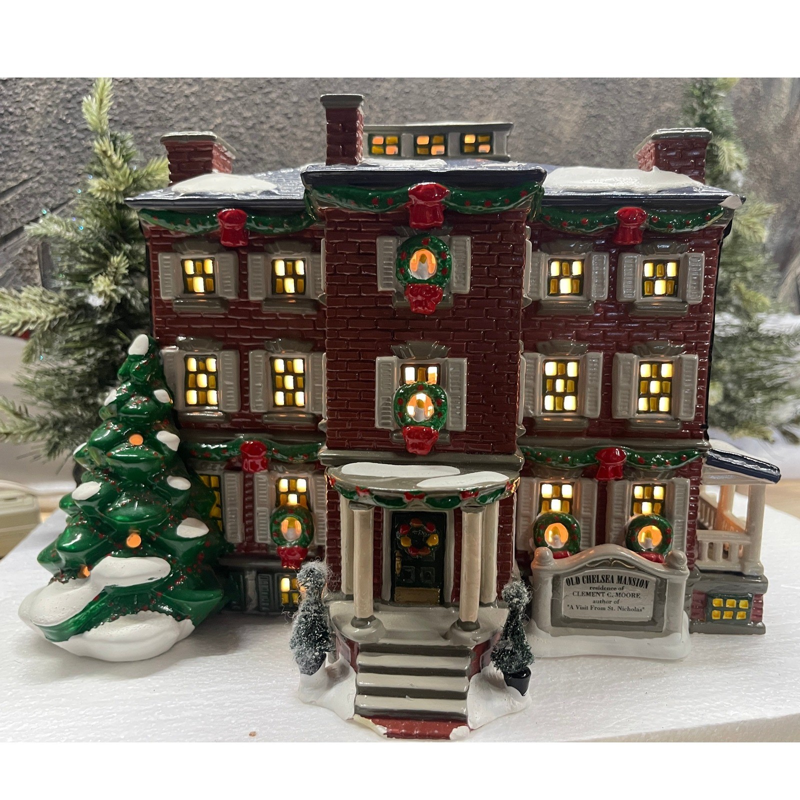 Department 56 Snow Village OLD CHELSEA MANSION Lighted Christmas Manor Unboxed