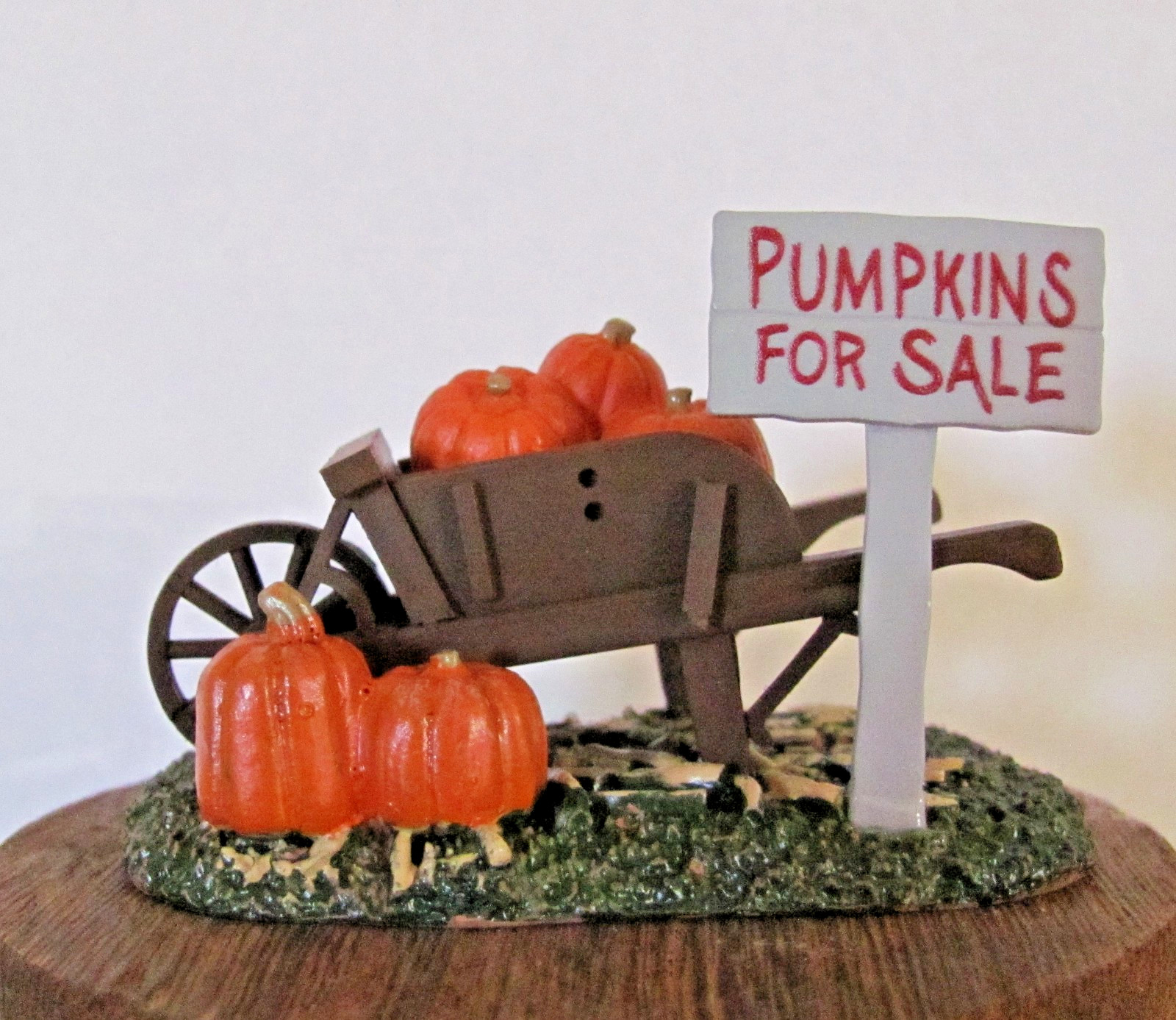 Lemax Spooky Town Accessory – Pumpkins For Sale #54444