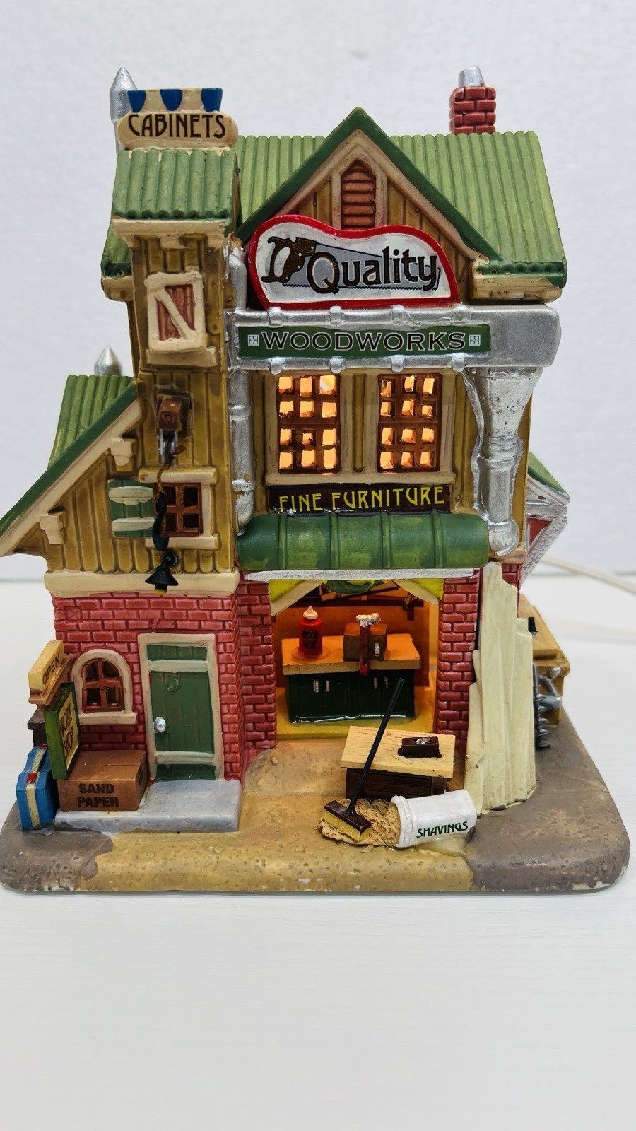Lemax “ Quality Woodworks Fine Furniture & Cabinets” 35528 Retired 2013 NEW !