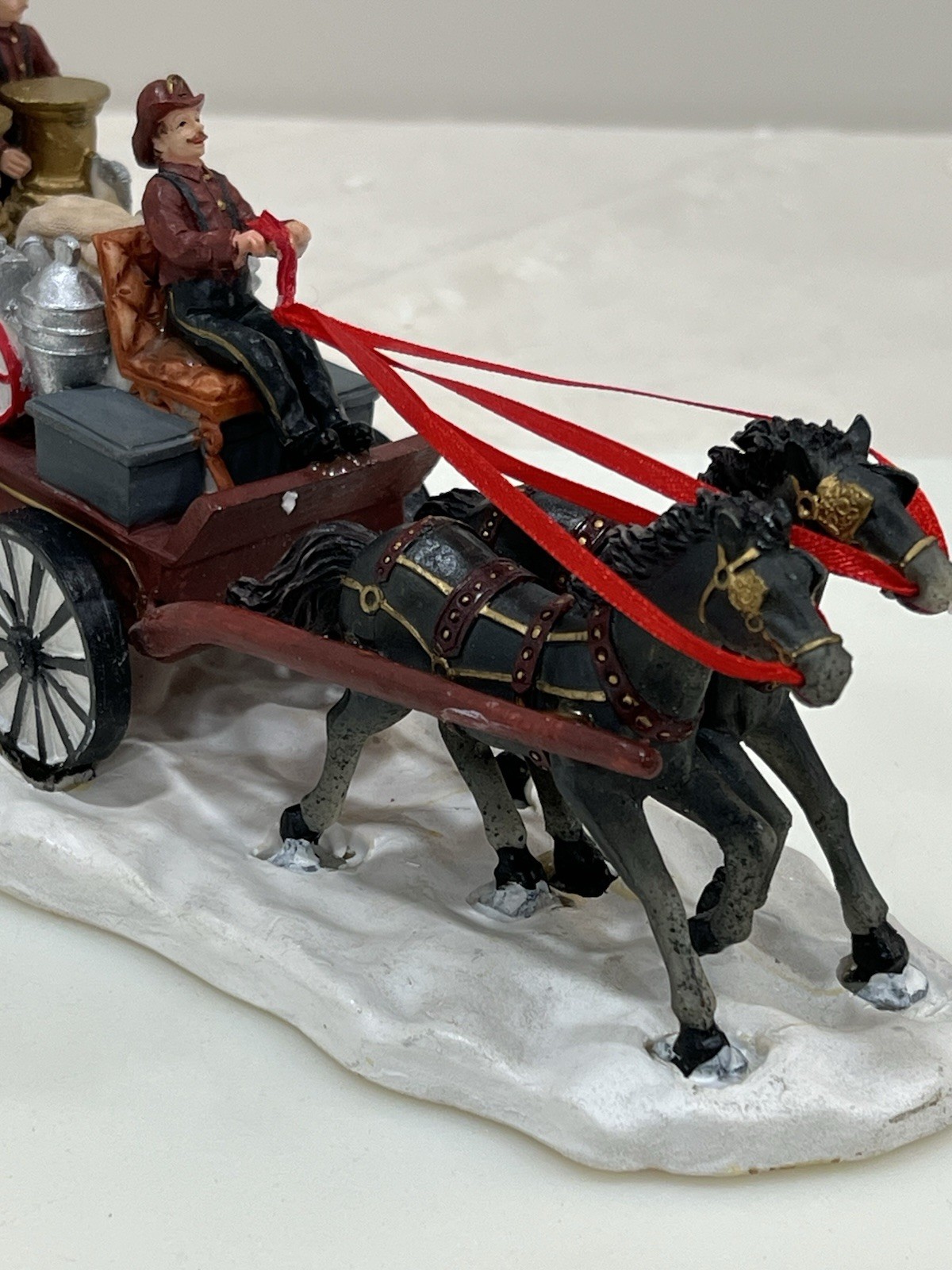 Victorian Village Collectibles “The Old Towne Horse Drawn Fire Engine” 1999
