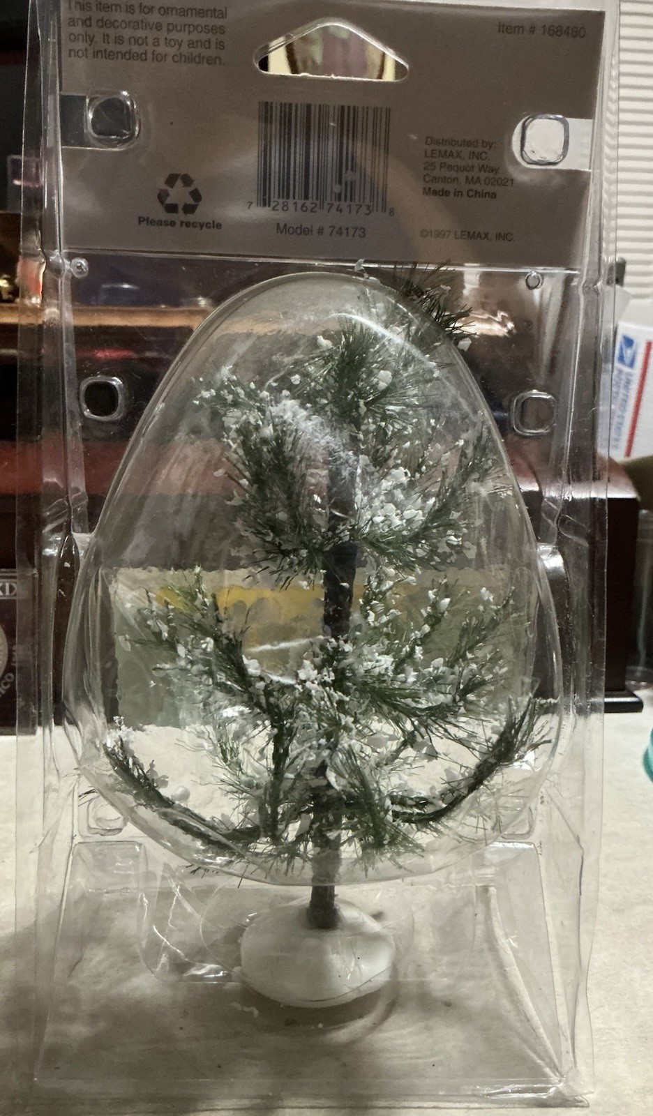 LEMAX Medium White Pine Tree Carole Towne Collection Accessory