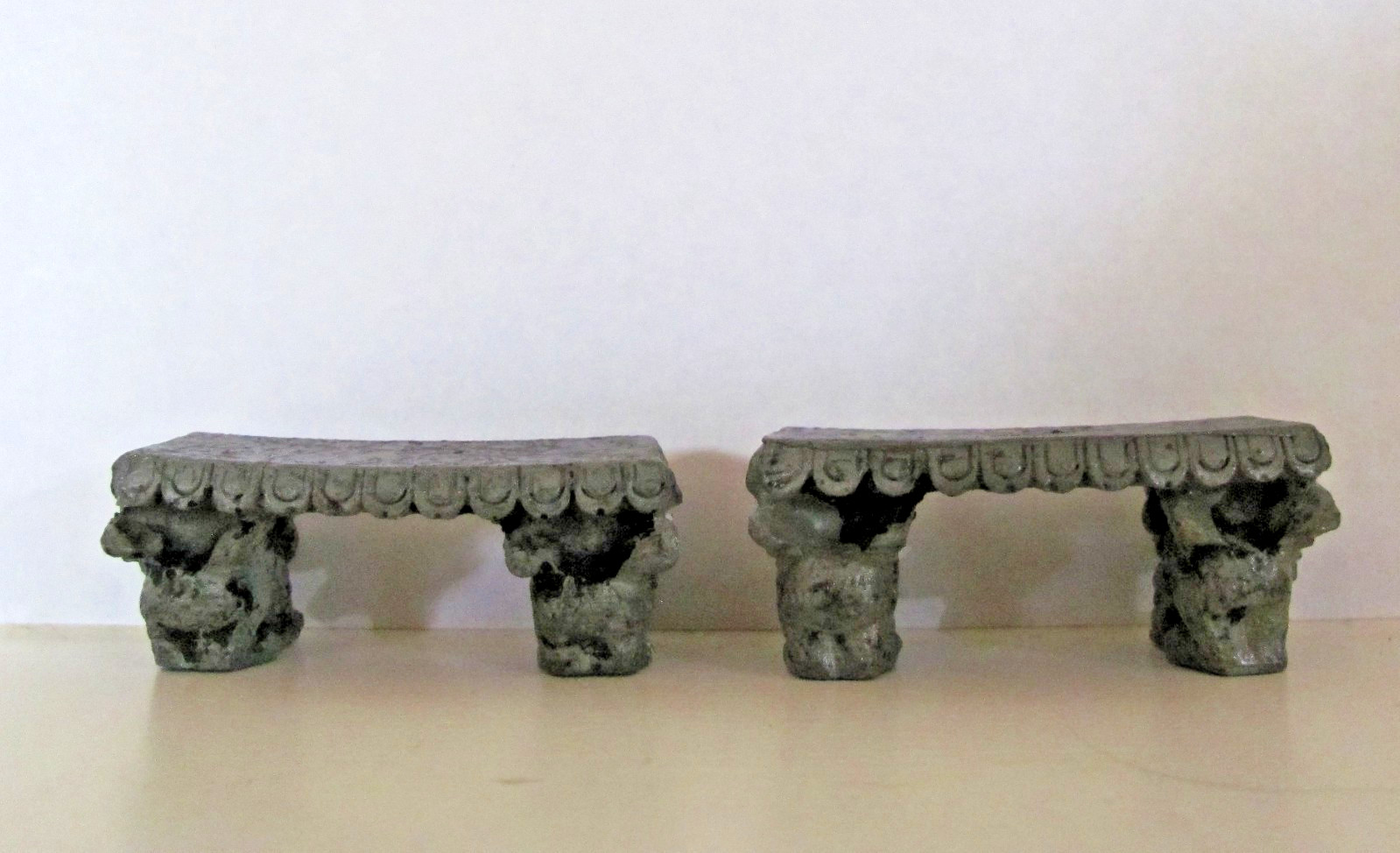 Lemax Spooky Town Accessories – Gargoyle Stone Benches, Set Of 2 #84370