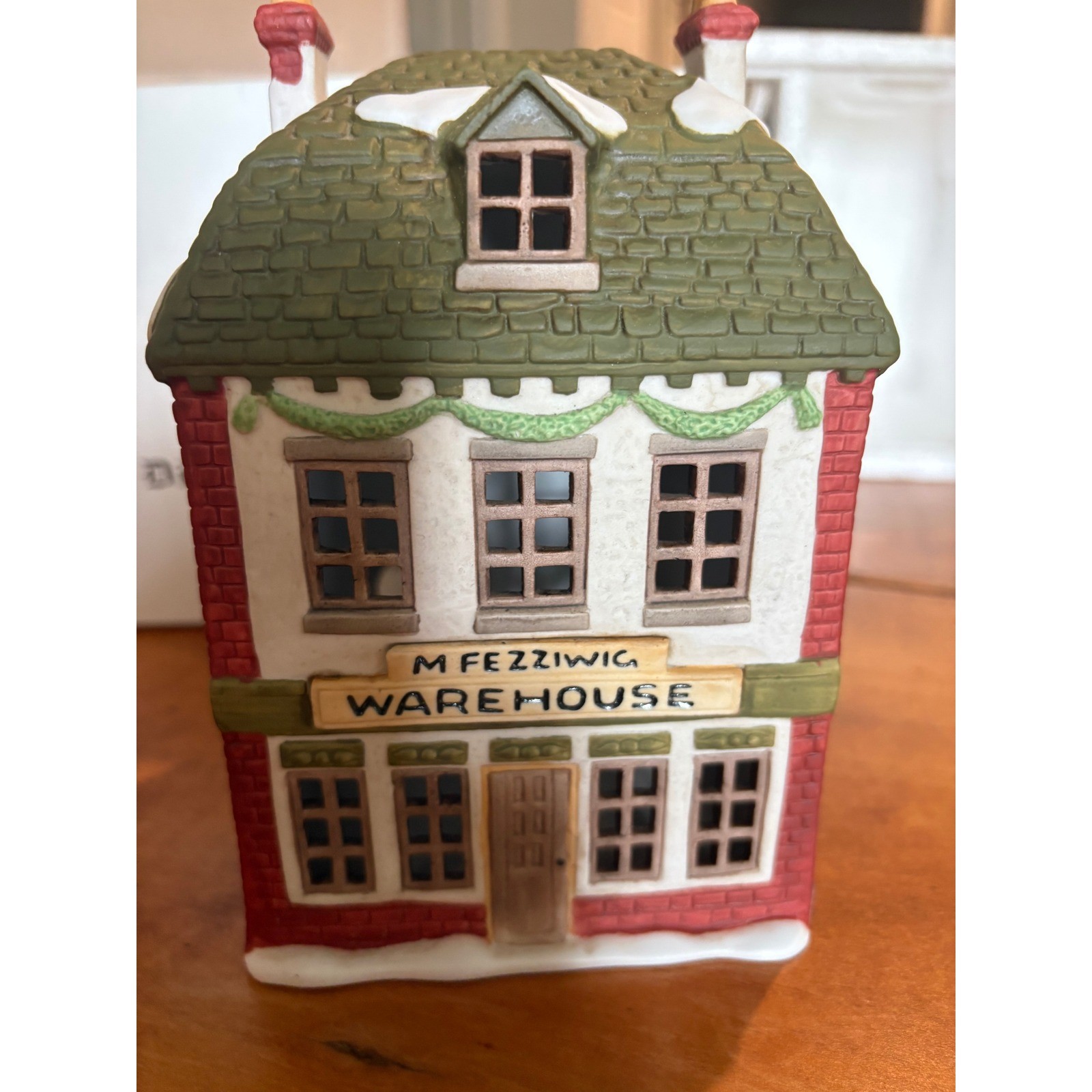 Dept 56 Fezziwig Warehouse Dickens Village OS Building Multicolor Porcelain 1986